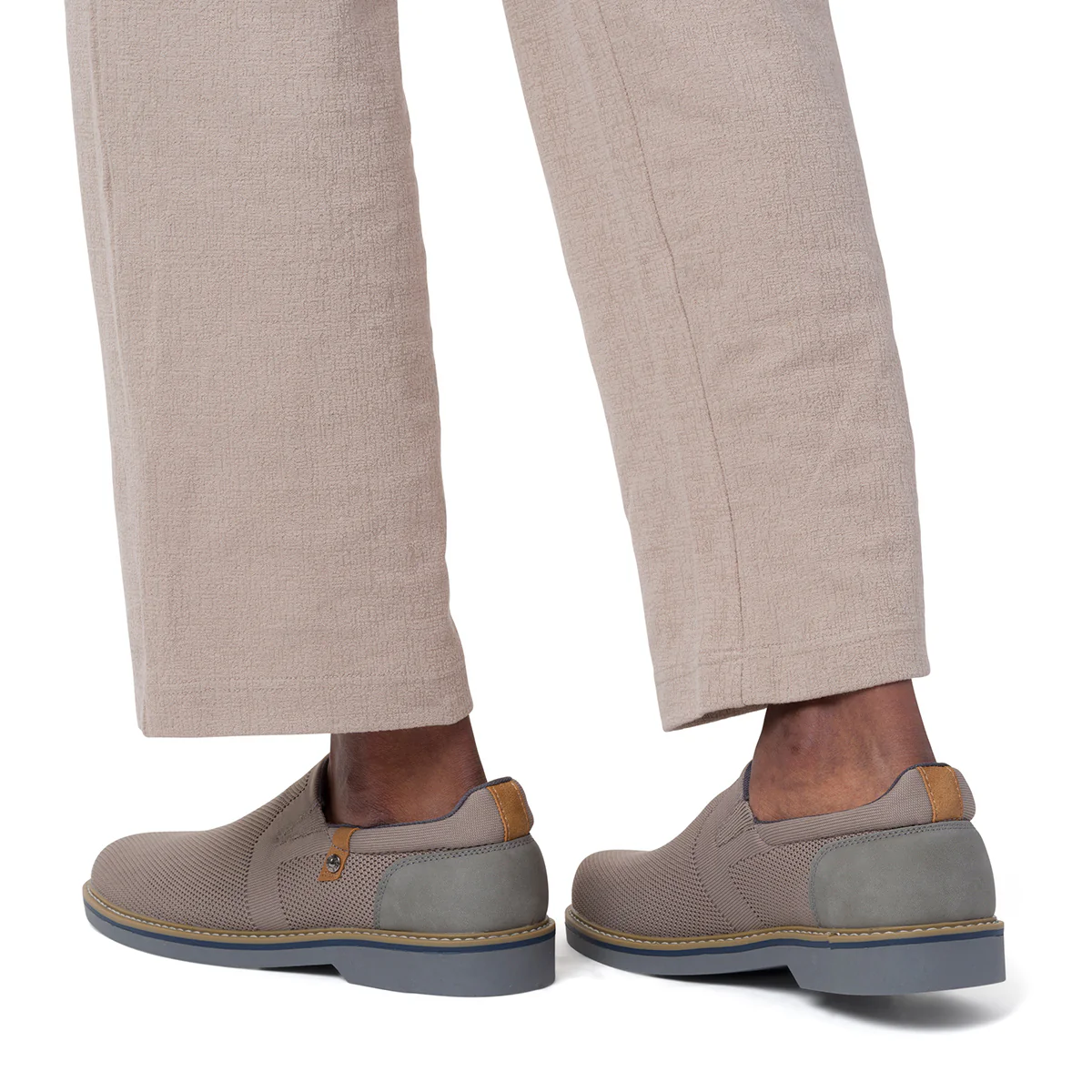 Scarpe slip-on da uomo in tessuto mesh grigio con dettagli in contrasto Riflessi Urbani - Image 3