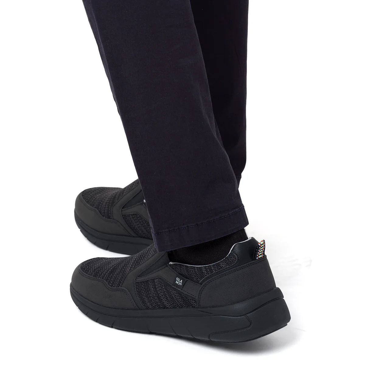 Scarpe slip-on uomo in tessuto nero traspirante con suola flessibile Glams - Image 3