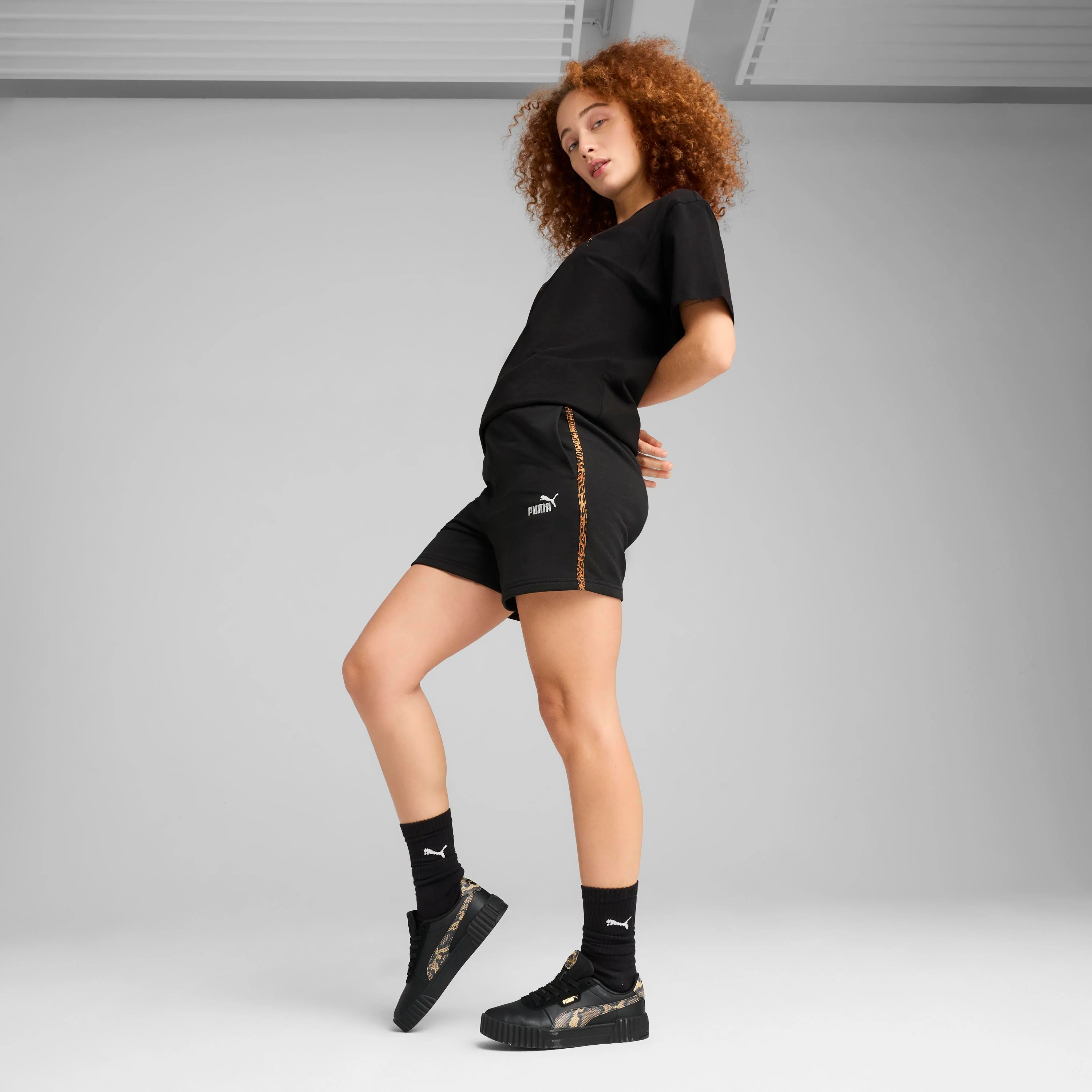 Shorts neri da Donna con banda leopardata ESS GRAPHIC ANIMAL Puma - Image 5