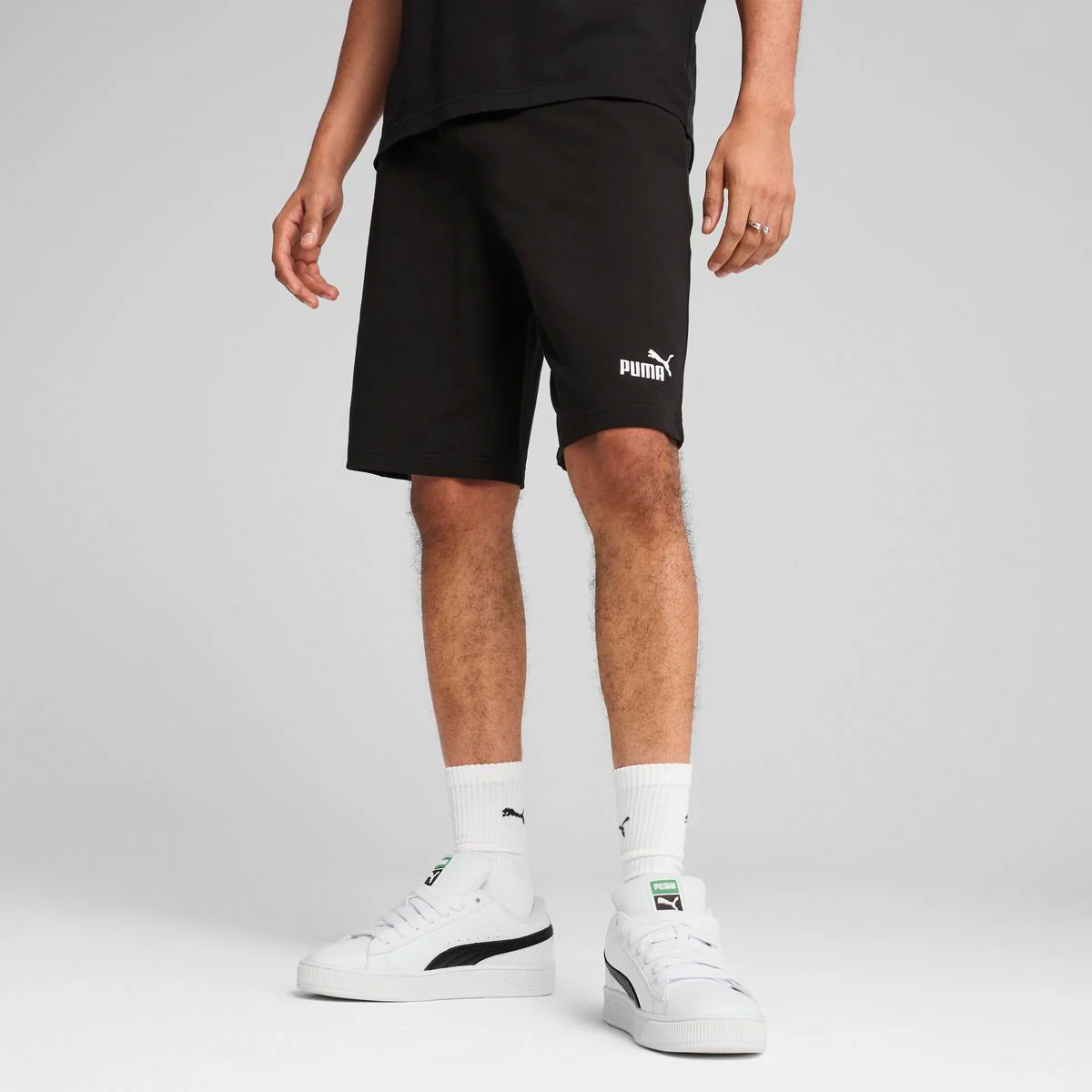 Shorts sportivi da uomo neri con logo bianco a contrasto Puma