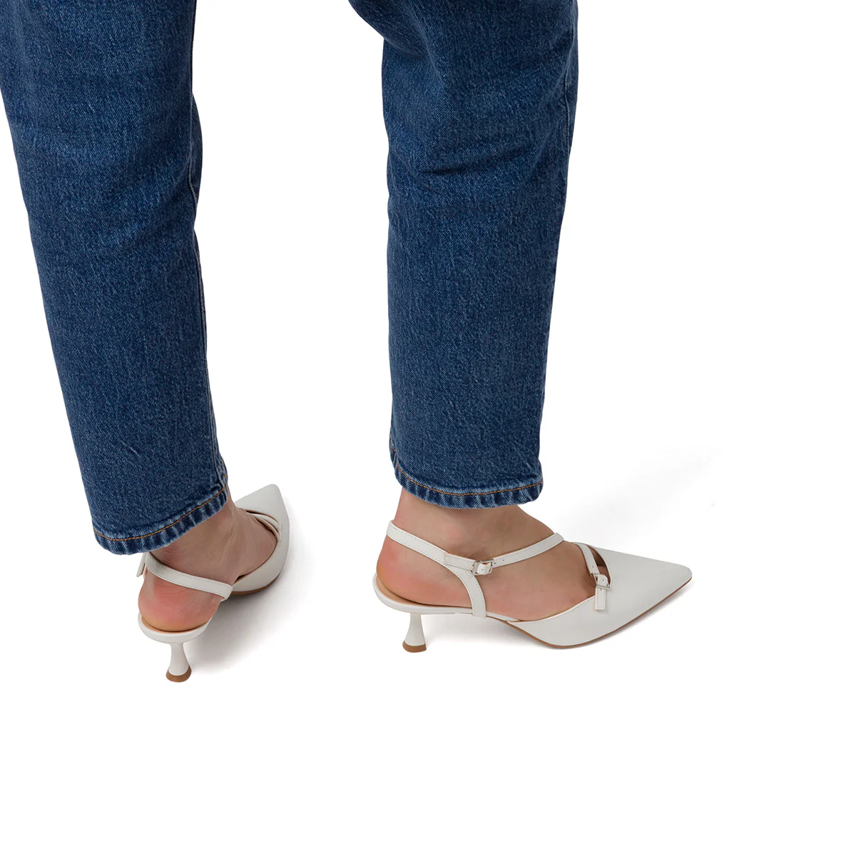 Slingback bianche da Donna con fibbie e tacco a rocchetto 5,5 cm Lora Ferres - Image 3