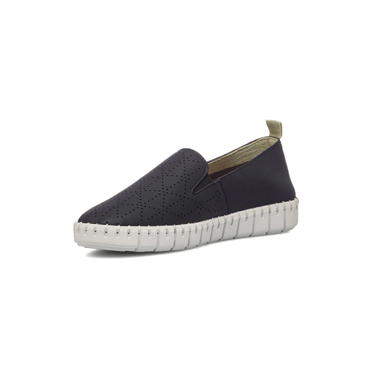 Slip-on comfort nere con dettagli traforati P Soft - Image 4