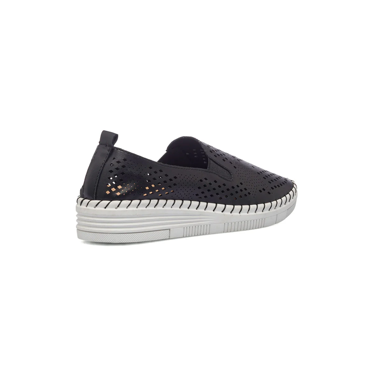 Slip-on comfort nere con dettagli traforati P Soft - Image 3
