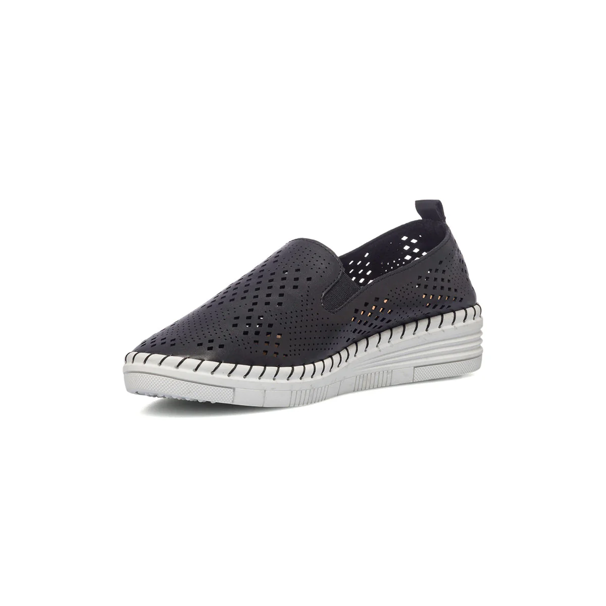 Slip-on comfort nere con dettagli traforati P Soft - Image 4
