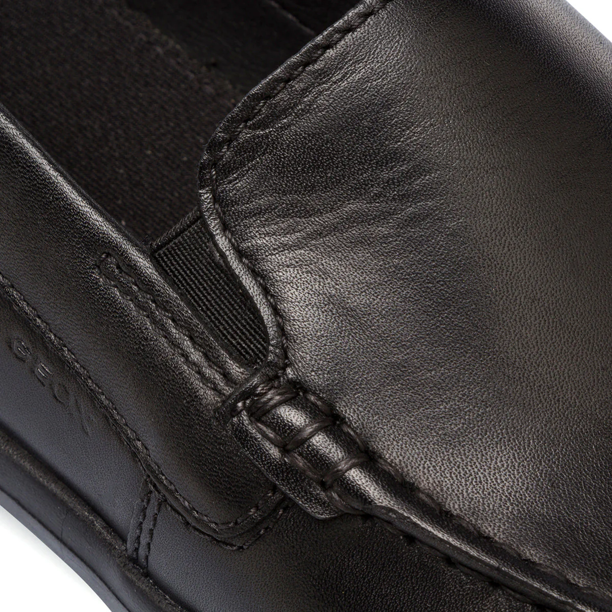 Slip-on da uomo nere in pelle Geox Leitan - Image 5