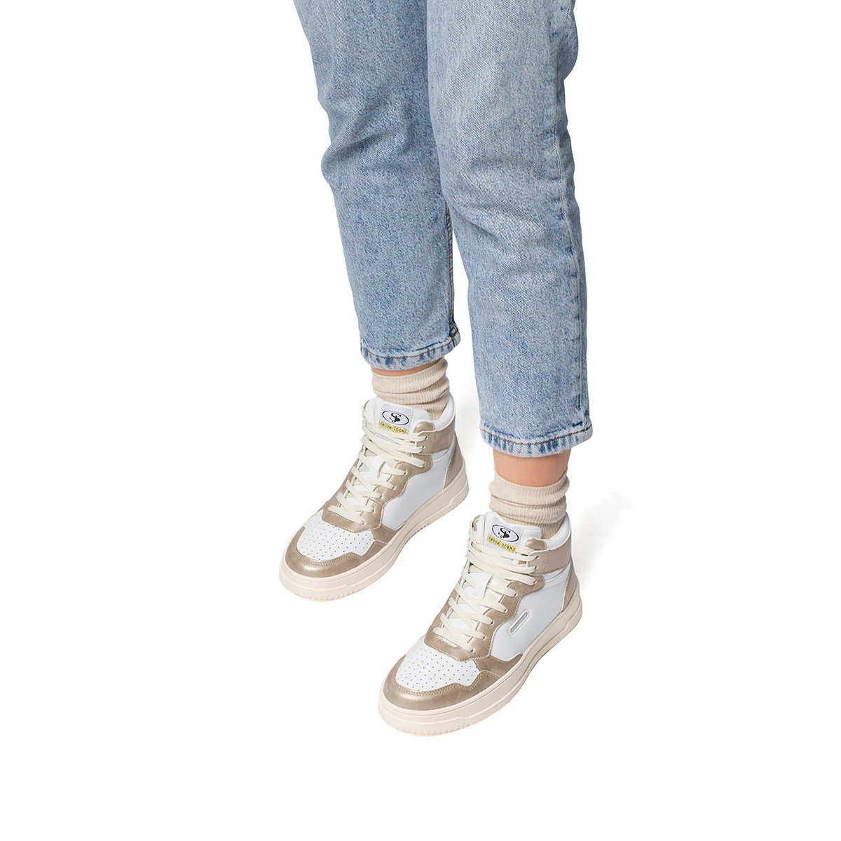 Sneakers alte bianche da donna con dettagli oro Swish Jeans - Image 2
