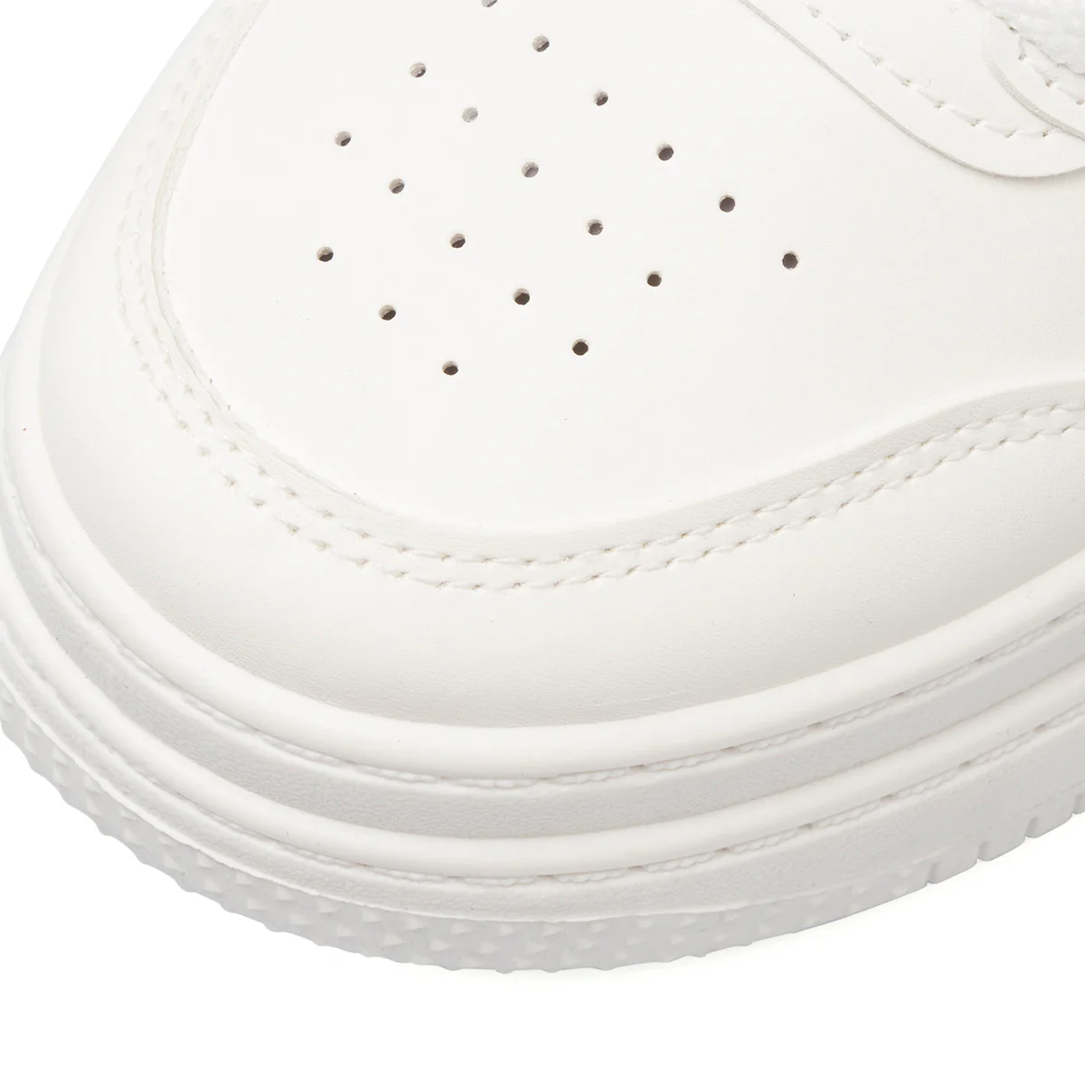 Sneakers alte bianche da donna con dettagli traforati Lora Ferres - Image 6