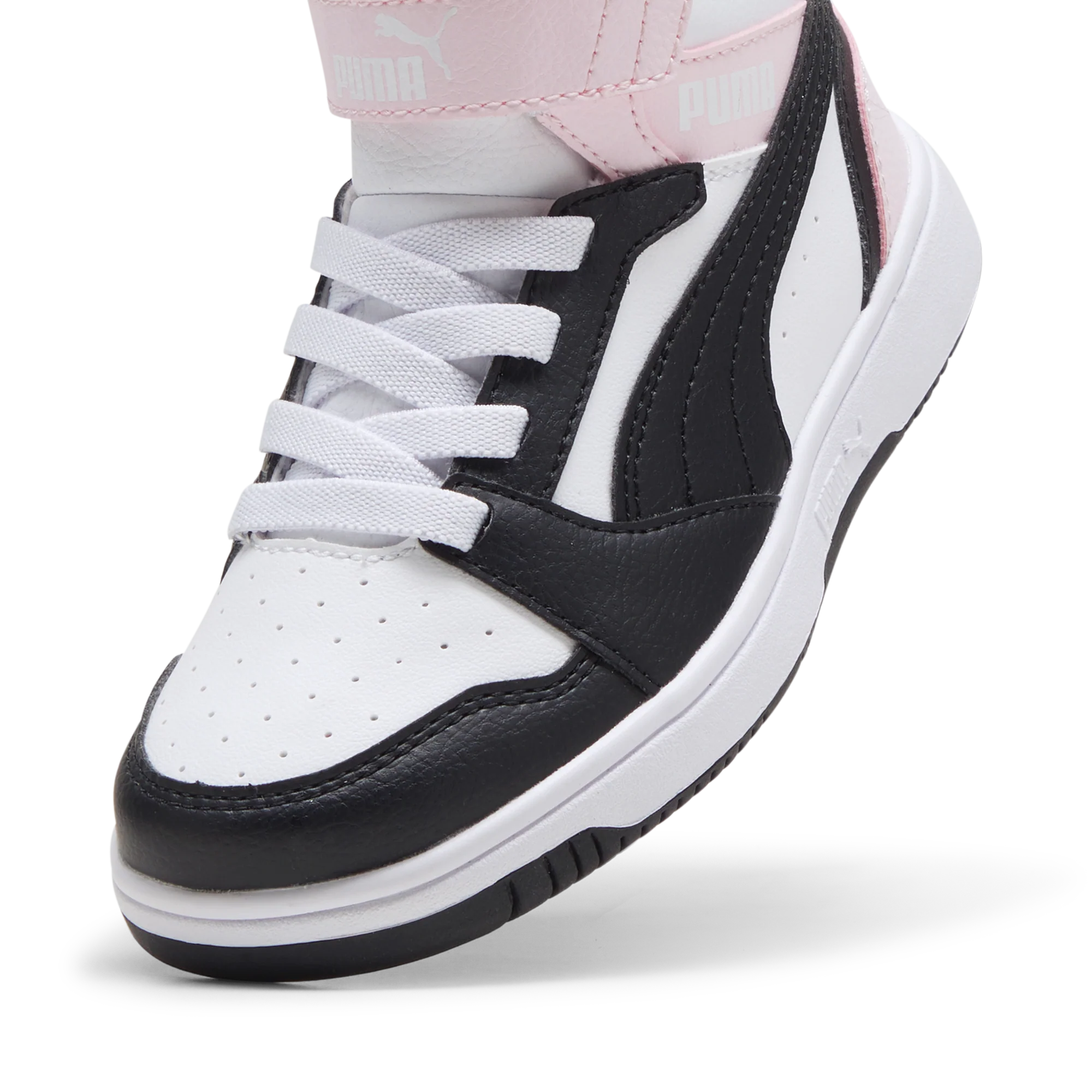 Sneakers alte bianche e nere da bambina con dettagli rosa Puma Rebound v6 Mid AC+ PS - Image 6