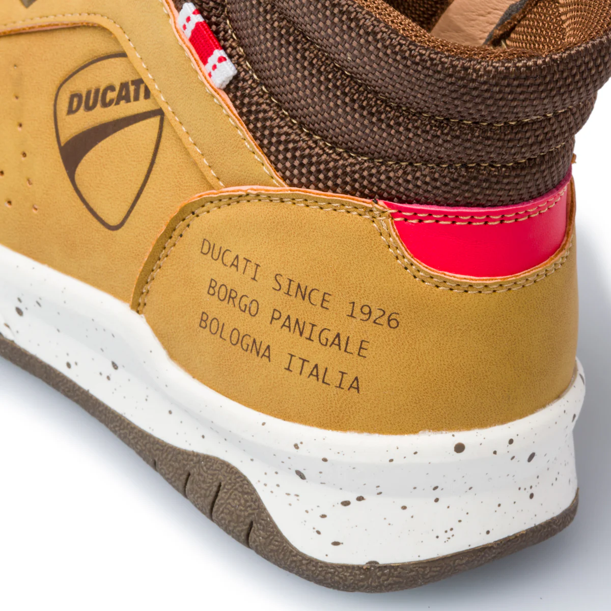 Sneakers alte color camel con logo laterale Ducati - Image 8