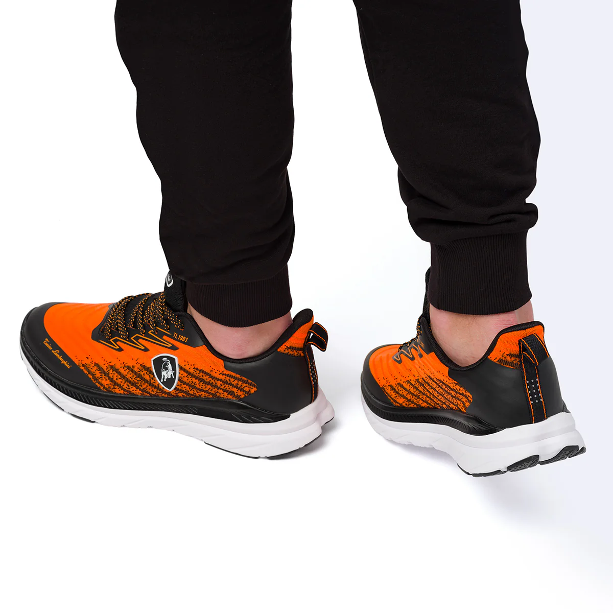 Sneakers arancioni e nere da uomo con logo laterale Tonino Lamborghini Raptorkick Signature - Image 3