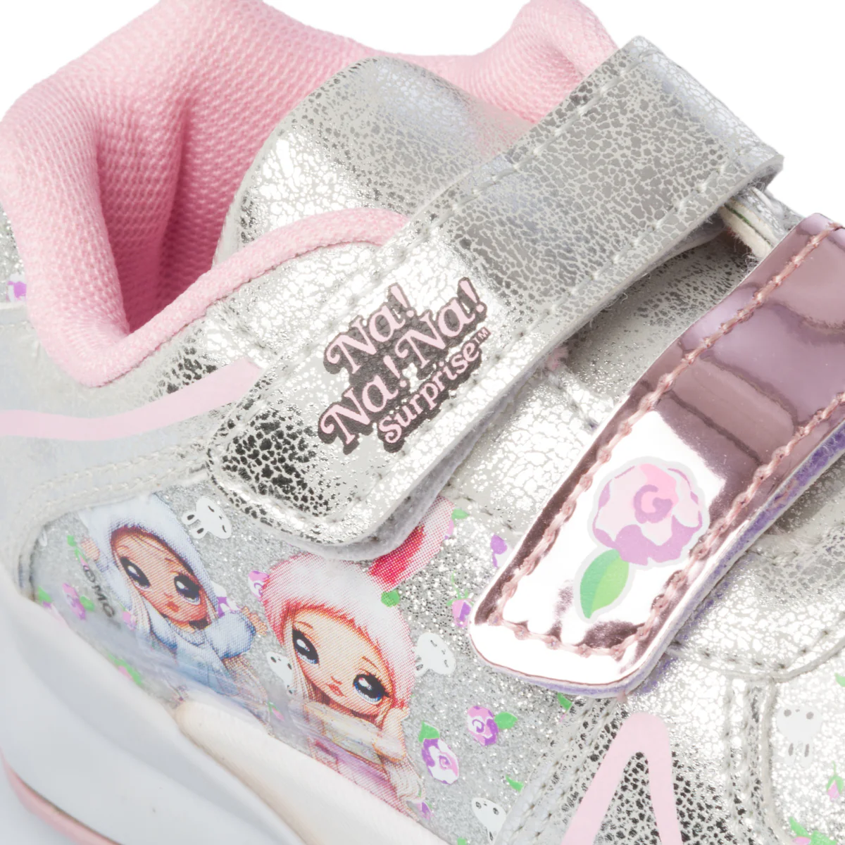 Sneakers argento con luci sulla suola e stampa Na Na Na Surprise - Image 6