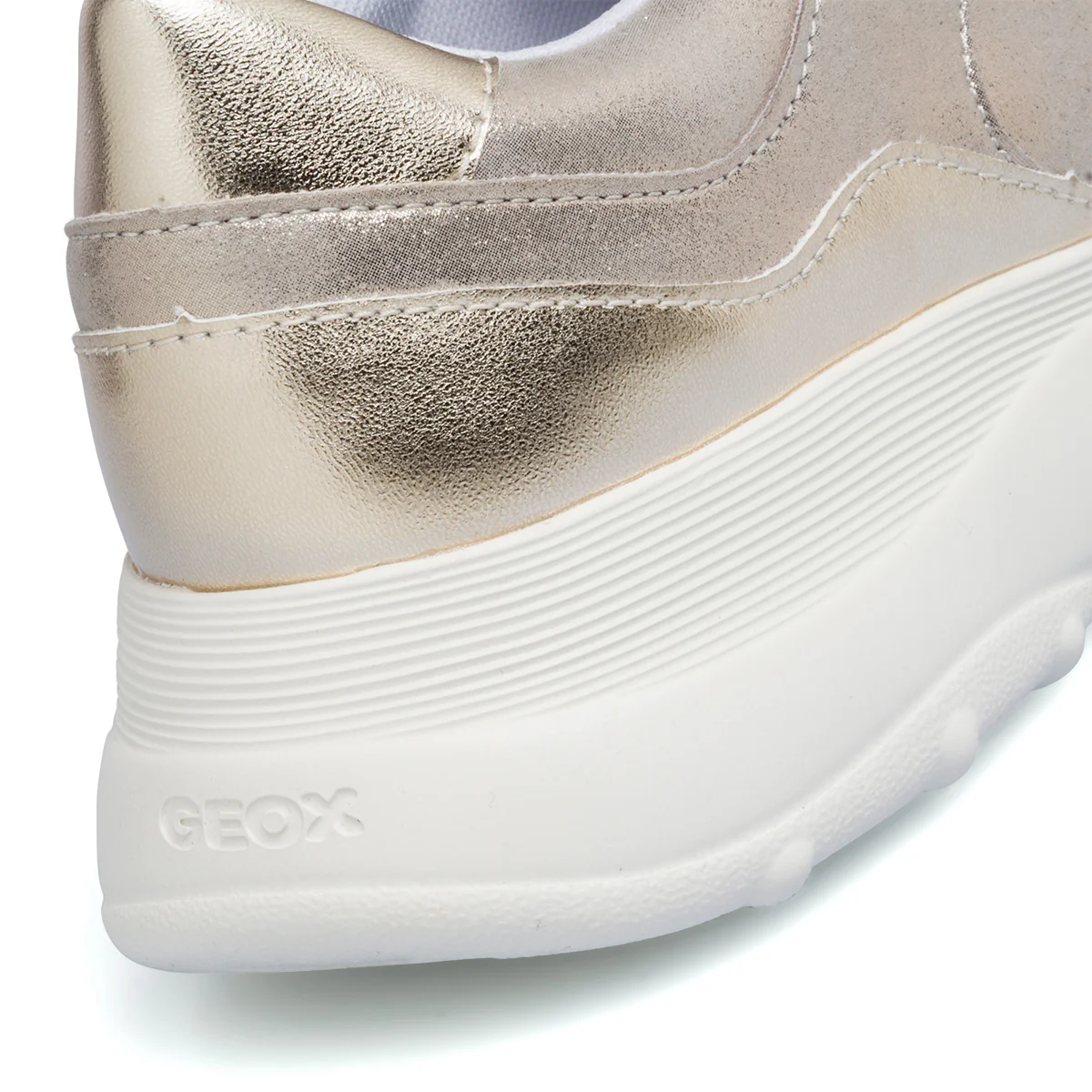 Sneakers argento metallizzate da donna Geox Alleniee - Image 7