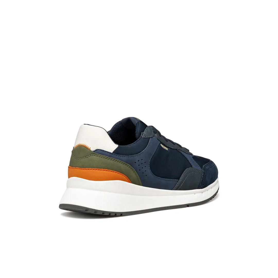 Sneakers azzurre Uomo con suola traspirante effetto scamosciato Geox - Image 4