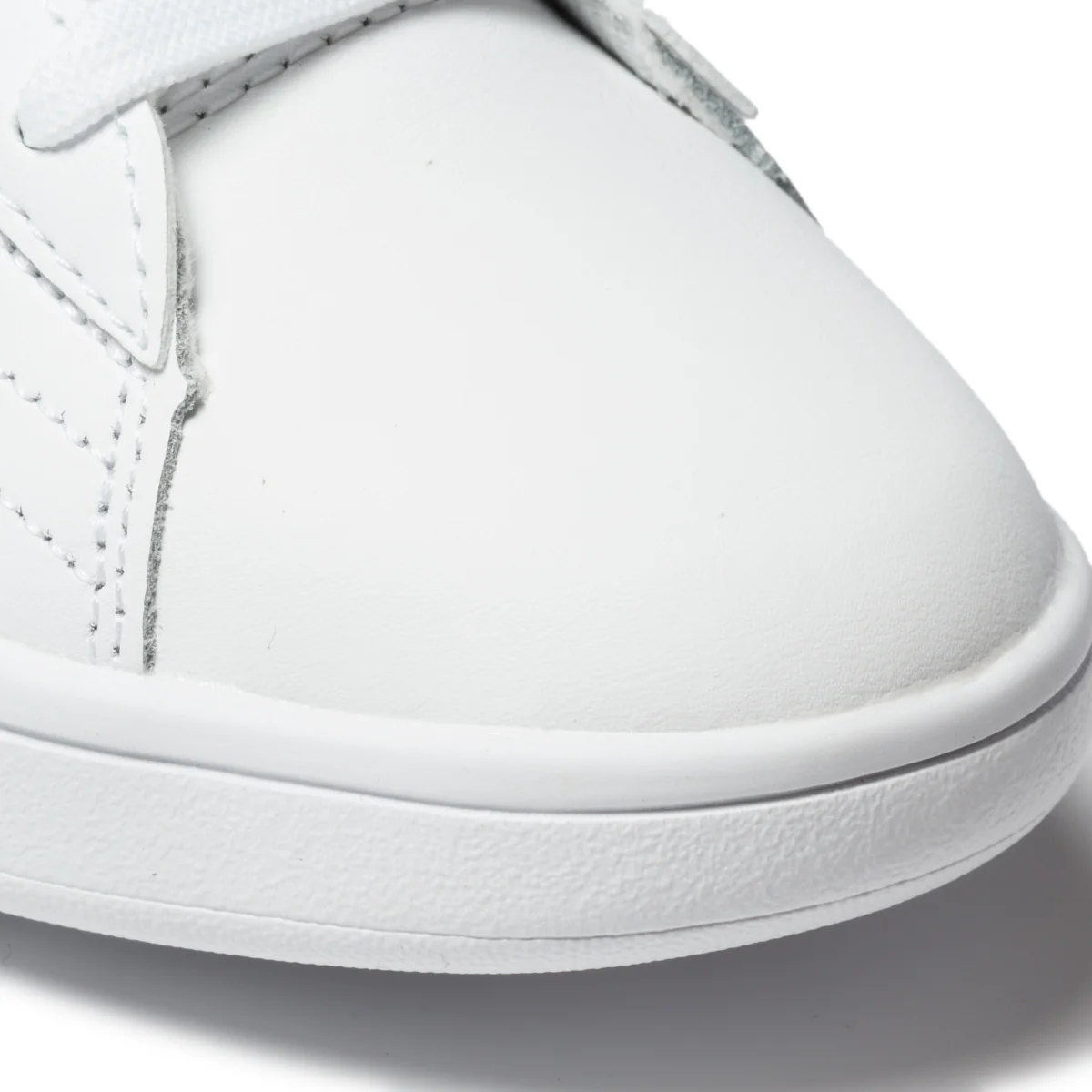 Sneakers bianche con dettagli traforati Puma Smash V2 L Perf - Image 5