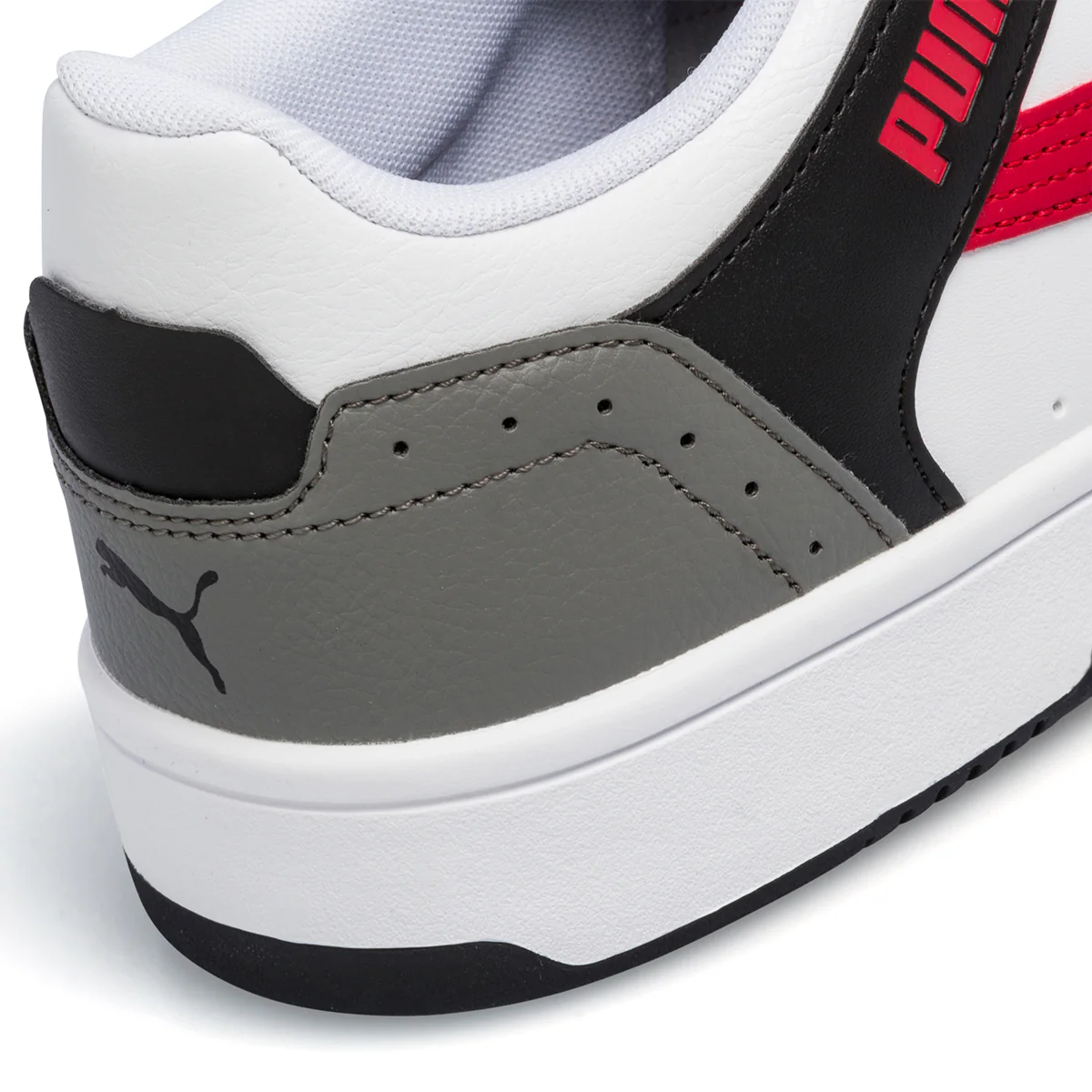 Sneakers bianche con logo a contrasto Puma Rebound Joy Low - Image 7