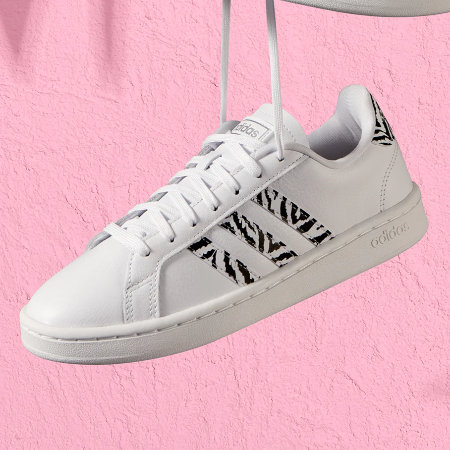 Sneakers bianche con dettagli animalier adidas Grand Court