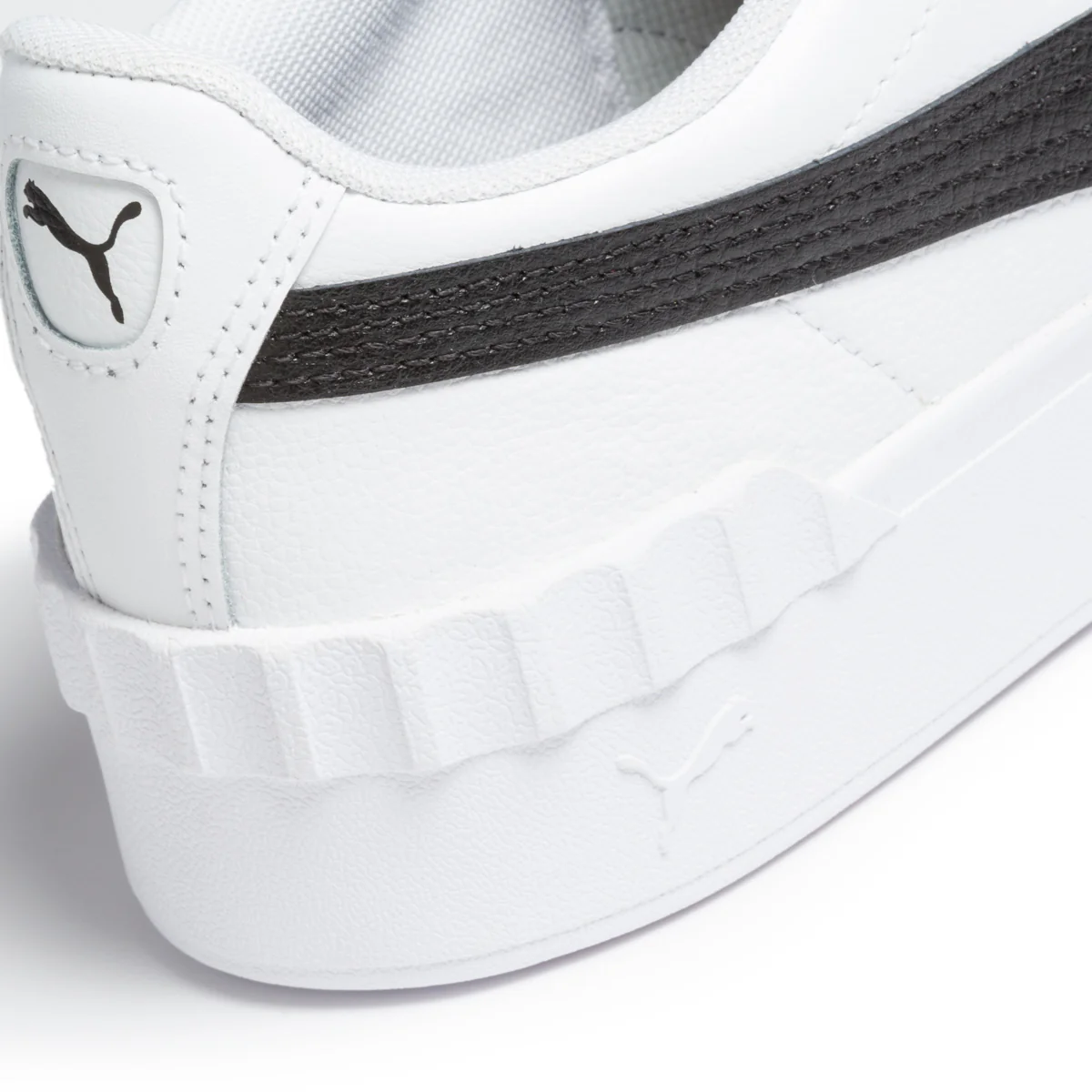 Sneakers bianche con striscia laterale a contrasto Puma Carina Lift - Image 7