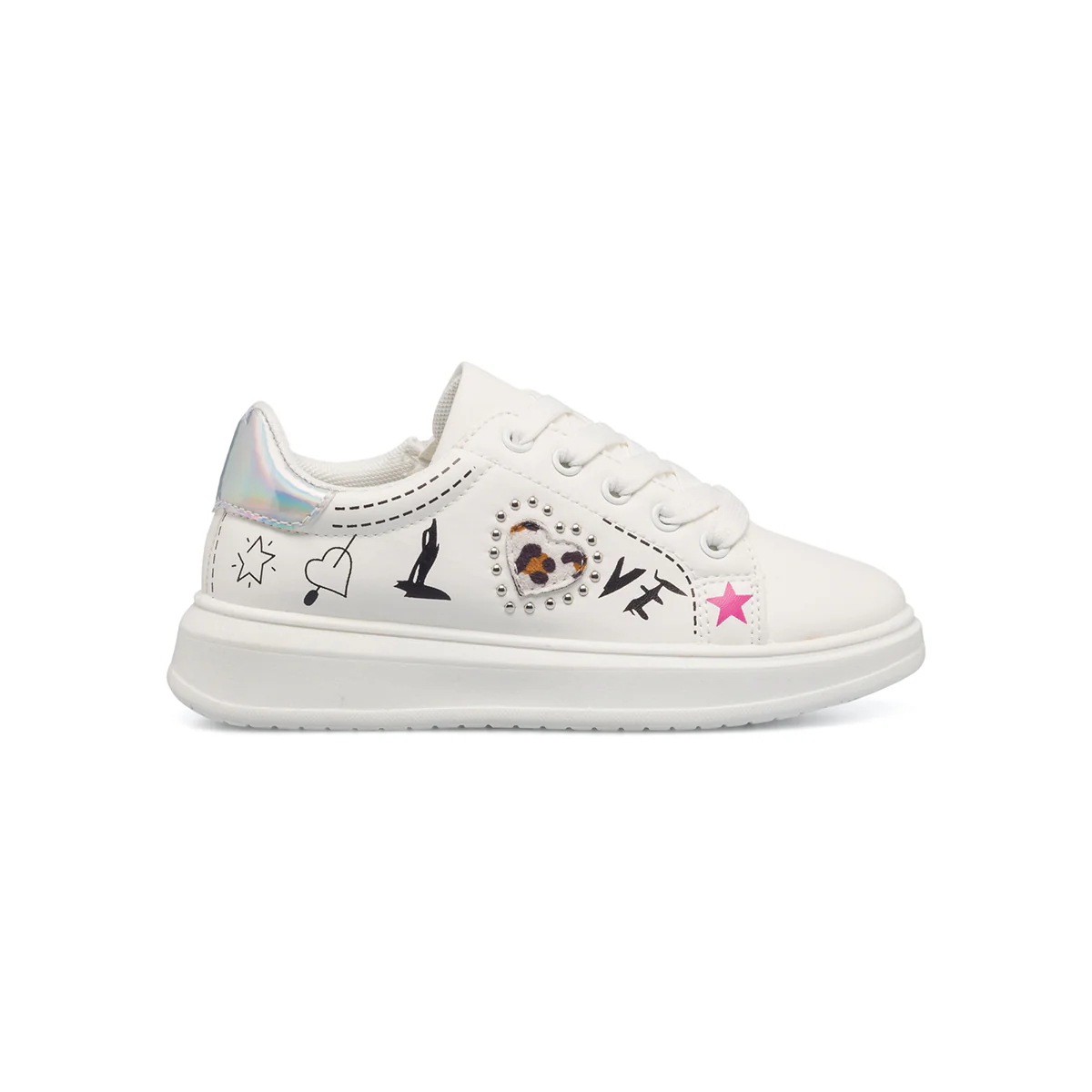 Sneakers bianche da bambina con piccole borchie e stampa a contrasto 10 Baci