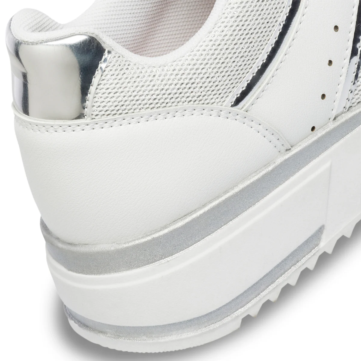 Sneakers bianche da donna con dettagli argento Lora Ferres - Image 7