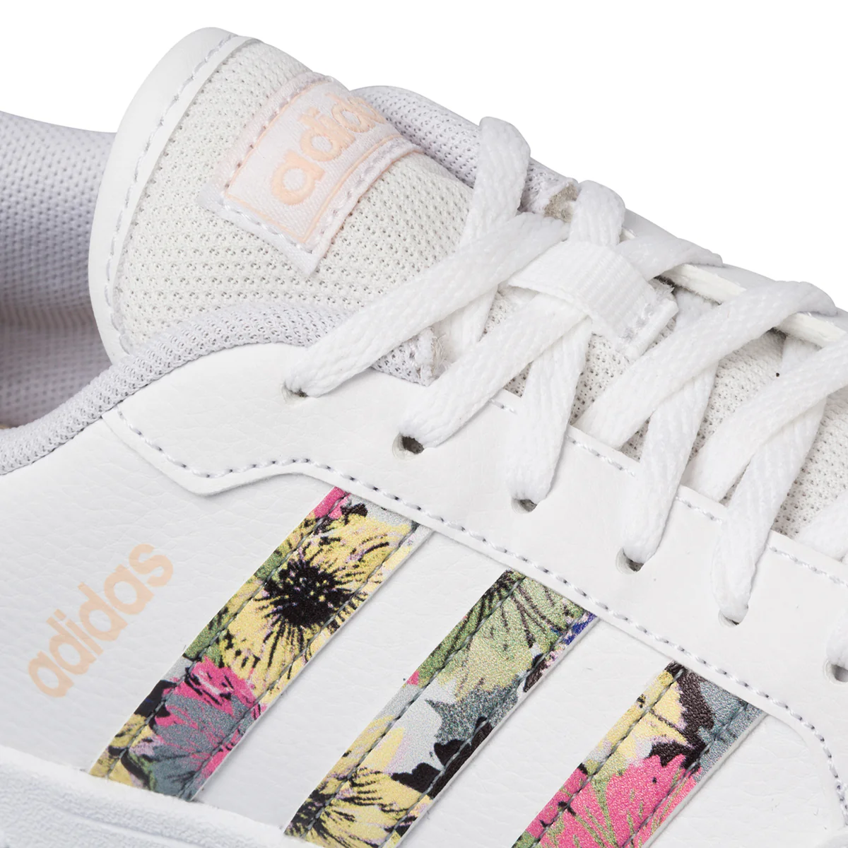 Sneakers bianche da donna con dettaglio animalier adidas Breaknet - Image 6