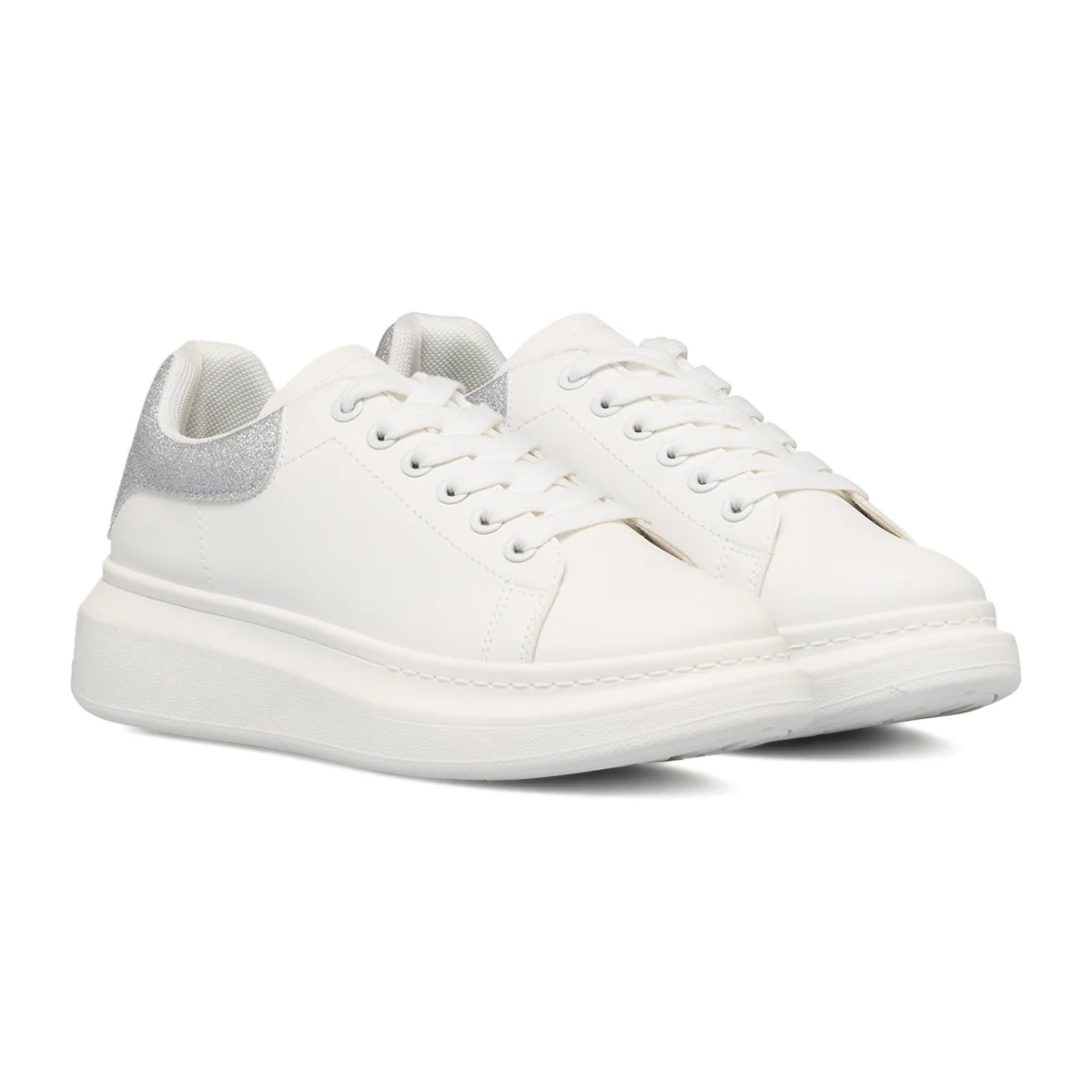 Sneakers bianche da donna con dettaglio argento glitter sul tallone e suola plaftorm Lora Ferres