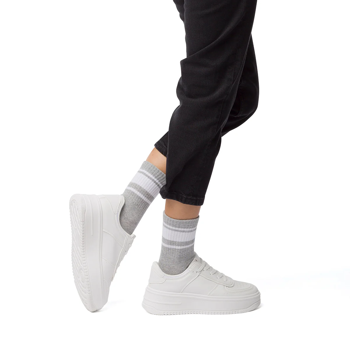Sneakers bianche da donna con maxi-suola Lora Ferres - Image 5