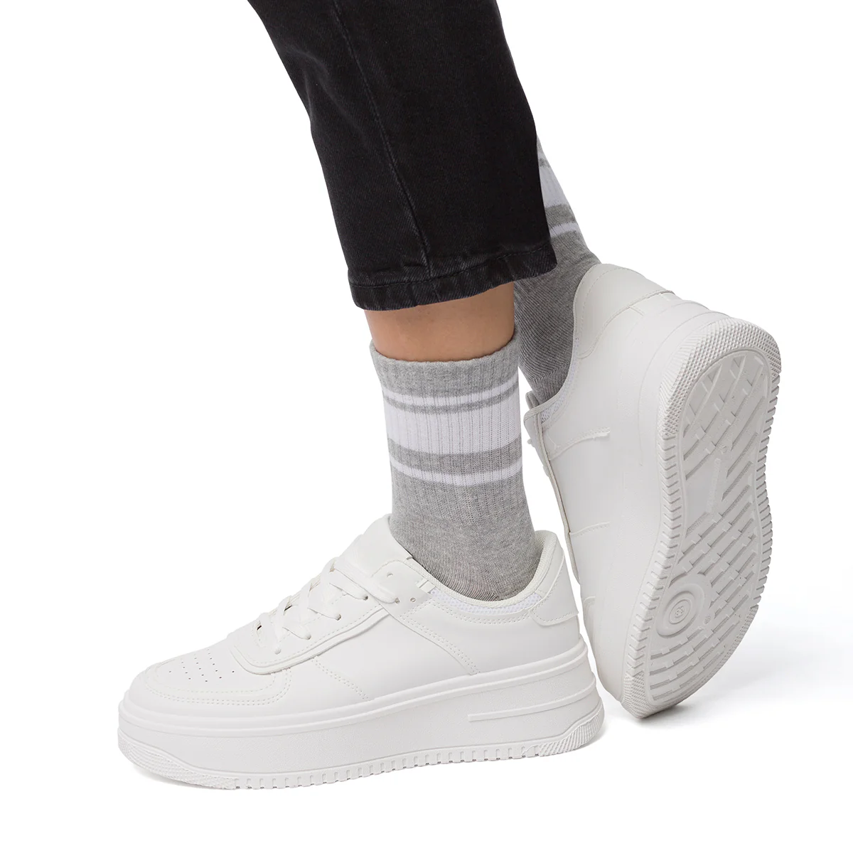 Sneakers bianche da donna con maxi-suola Lora Ferres - Image 9