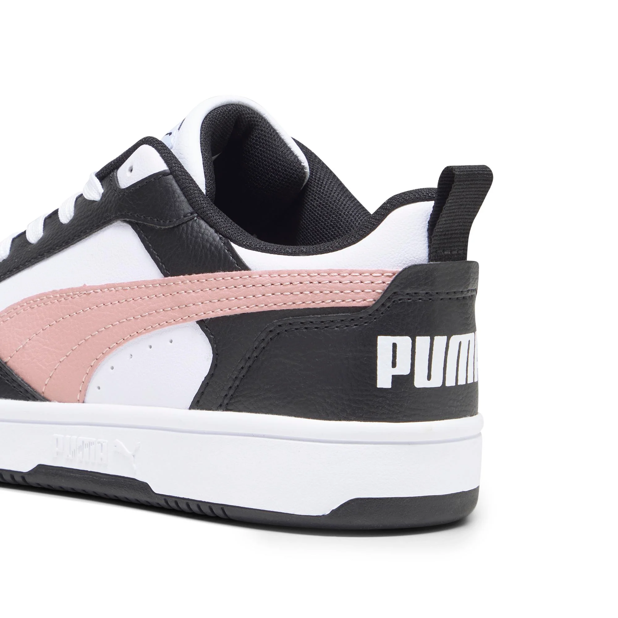 Sneakers bianche da donna con striscia laterale rosa Puma Rebound v6 - Image 4