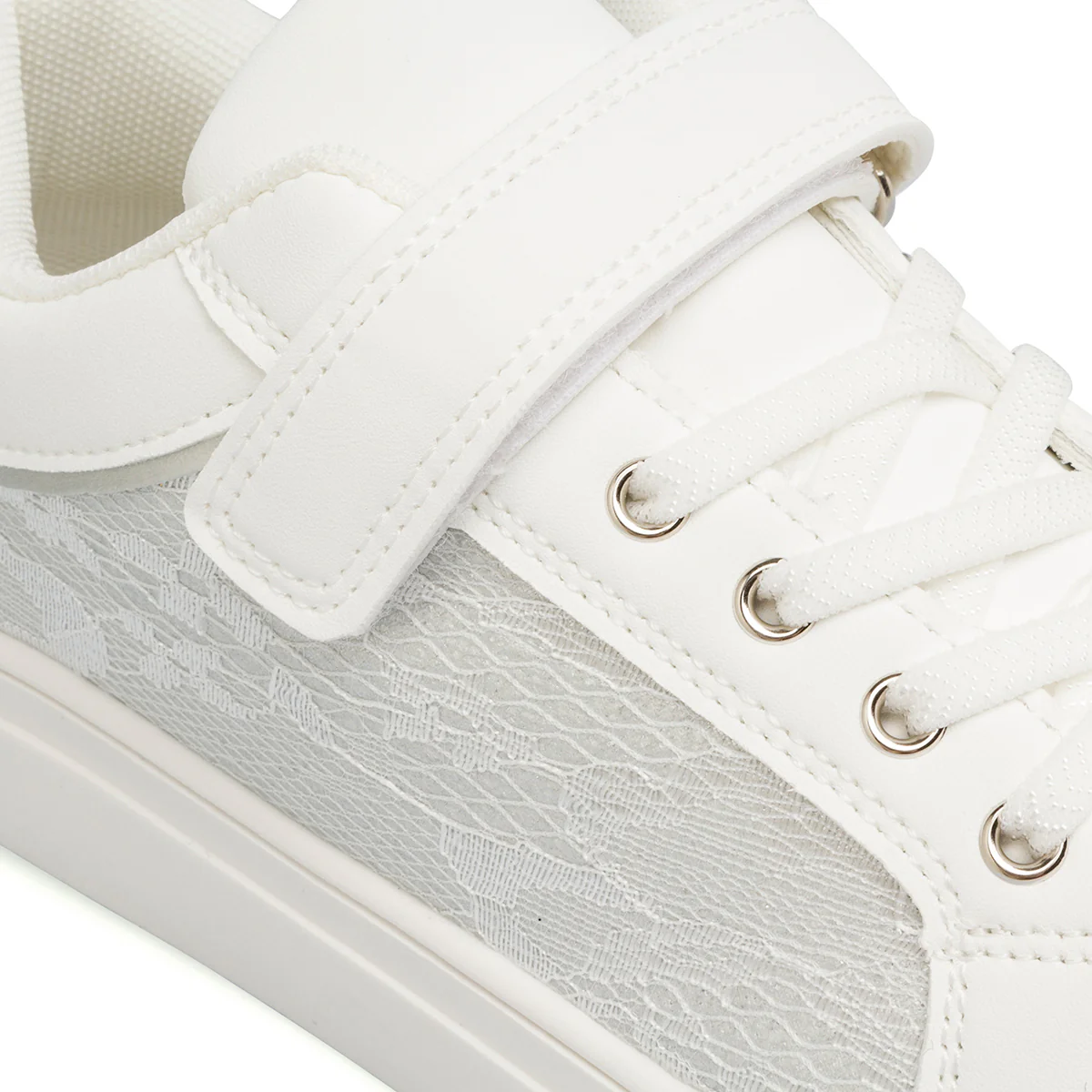 Sneakers bianche da Ragazza con inserto in pizzo nella tomaia Dieci Baci - Image 4