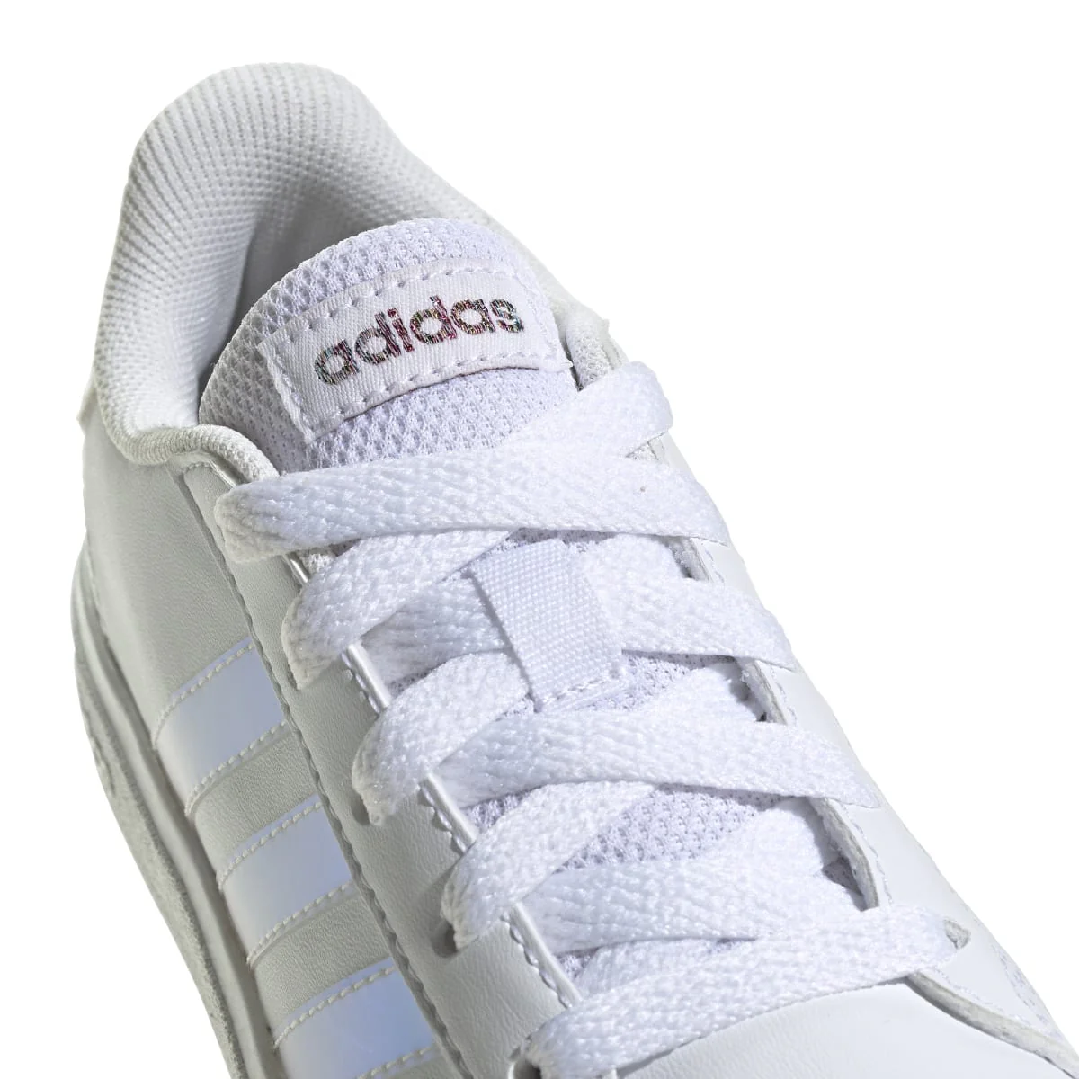 Sneakers bianche da ragazza con strisce iridescenti adidas Grand Court 2.0 K - Image 7