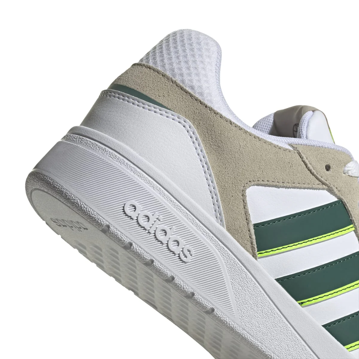 Sneakers bianche da uomo con dettagli verdi e grigi adidas Courtbeat - Image 8