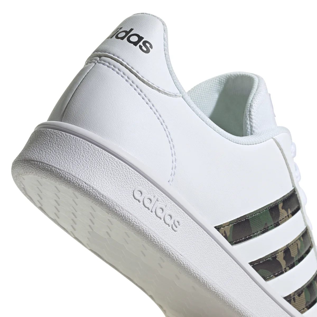 Sneakers bianche da uomo con strisce camouflage adidas Grand Court Base - Image 8