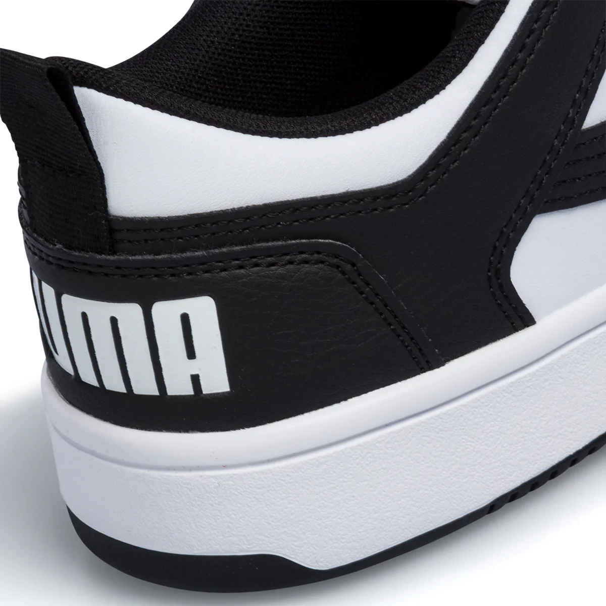 Sneakers bianche e nere con dettagli traforati Puma Rebound Layup Lo SL Jr - Image 7