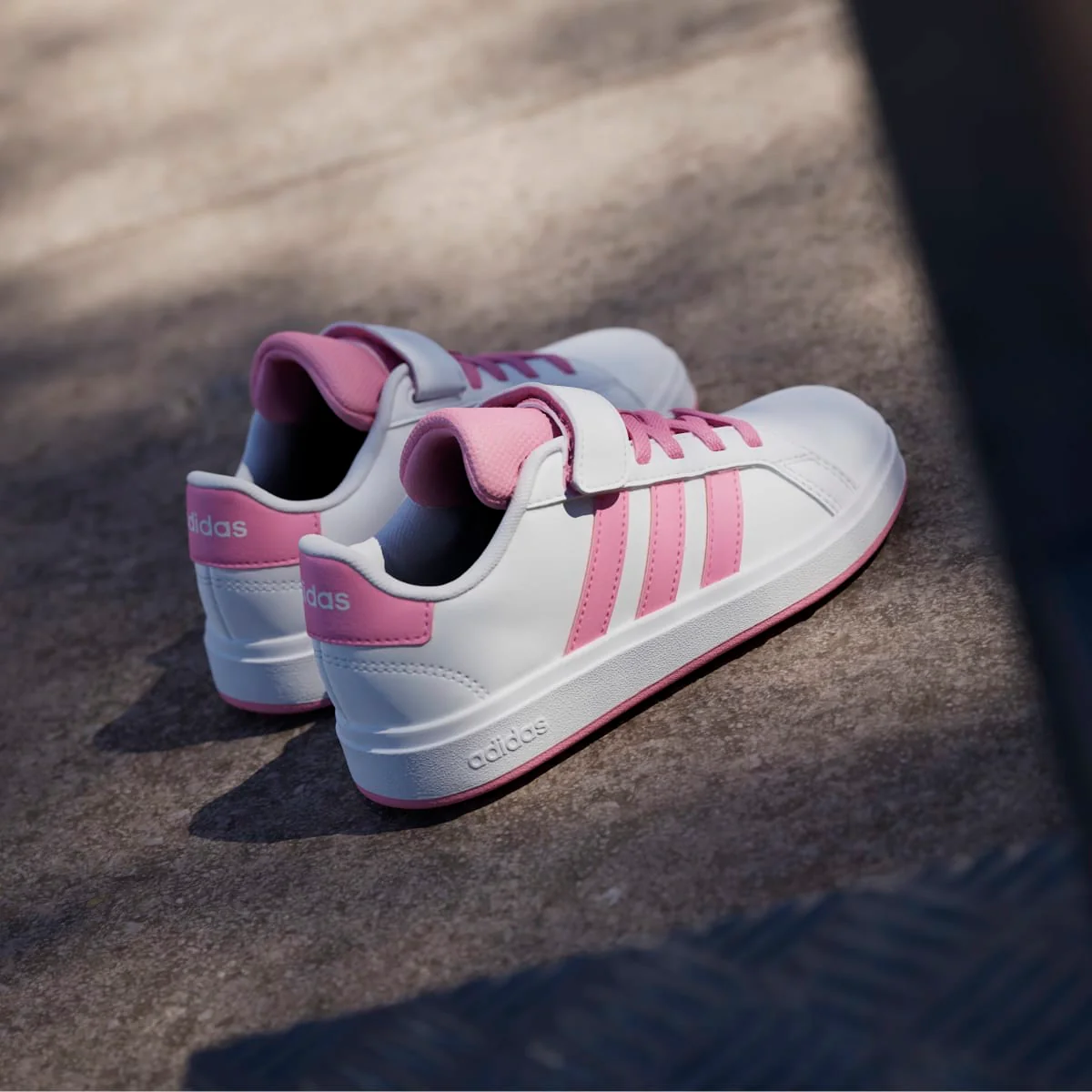 Sneakers bianche e rosa da Bambina con strappo adidas Grand Court 2.0 - Image 3