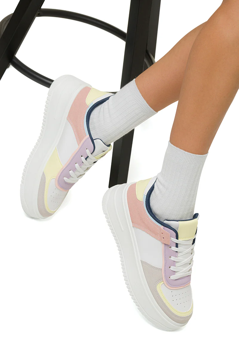 Sneakers bianche, grigie e rosa da donna con maxi-suola Lora Ferres - Image 6