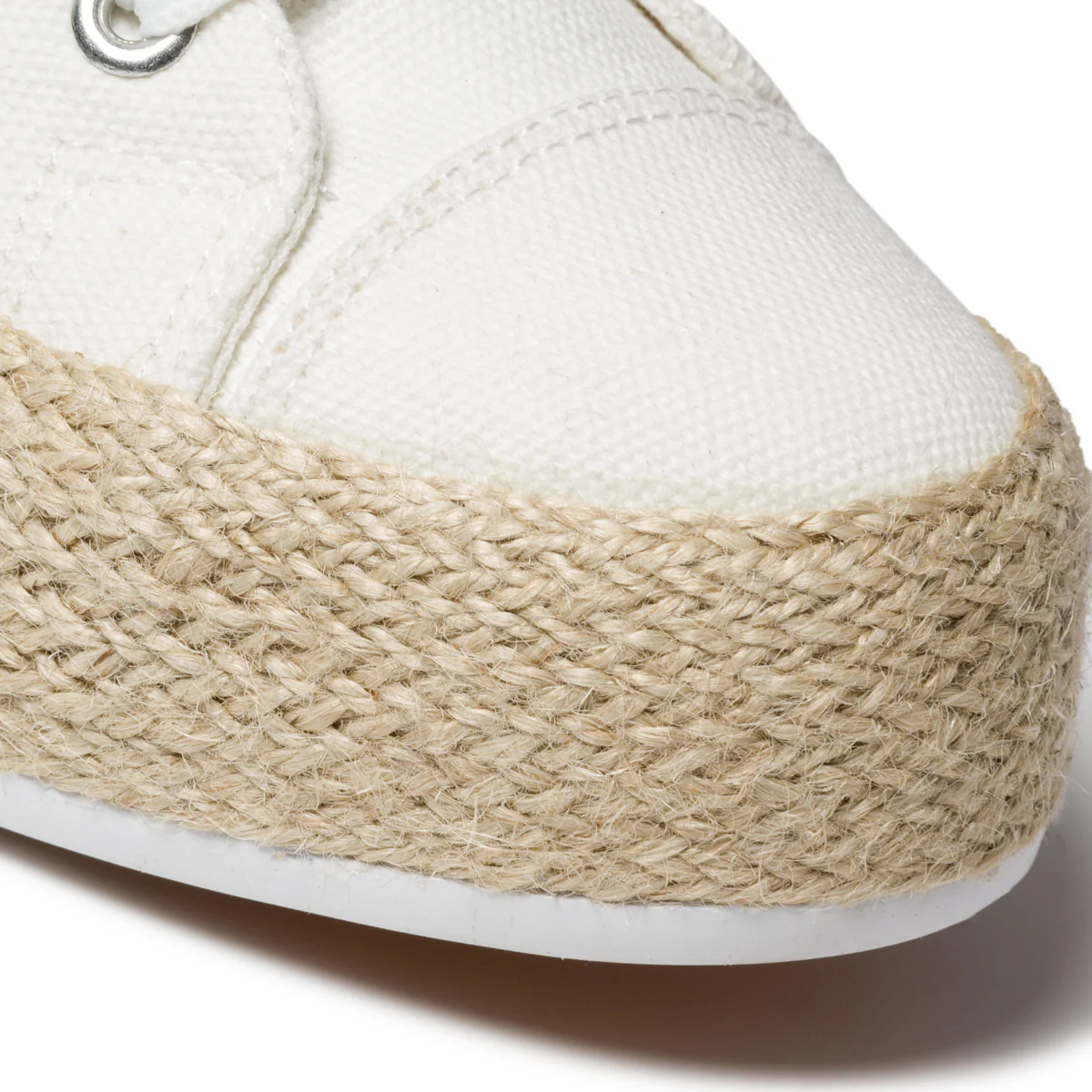 Sneakers bianche in canvas con suola in corda e applicazione di perline Lora Ferres - Image 5