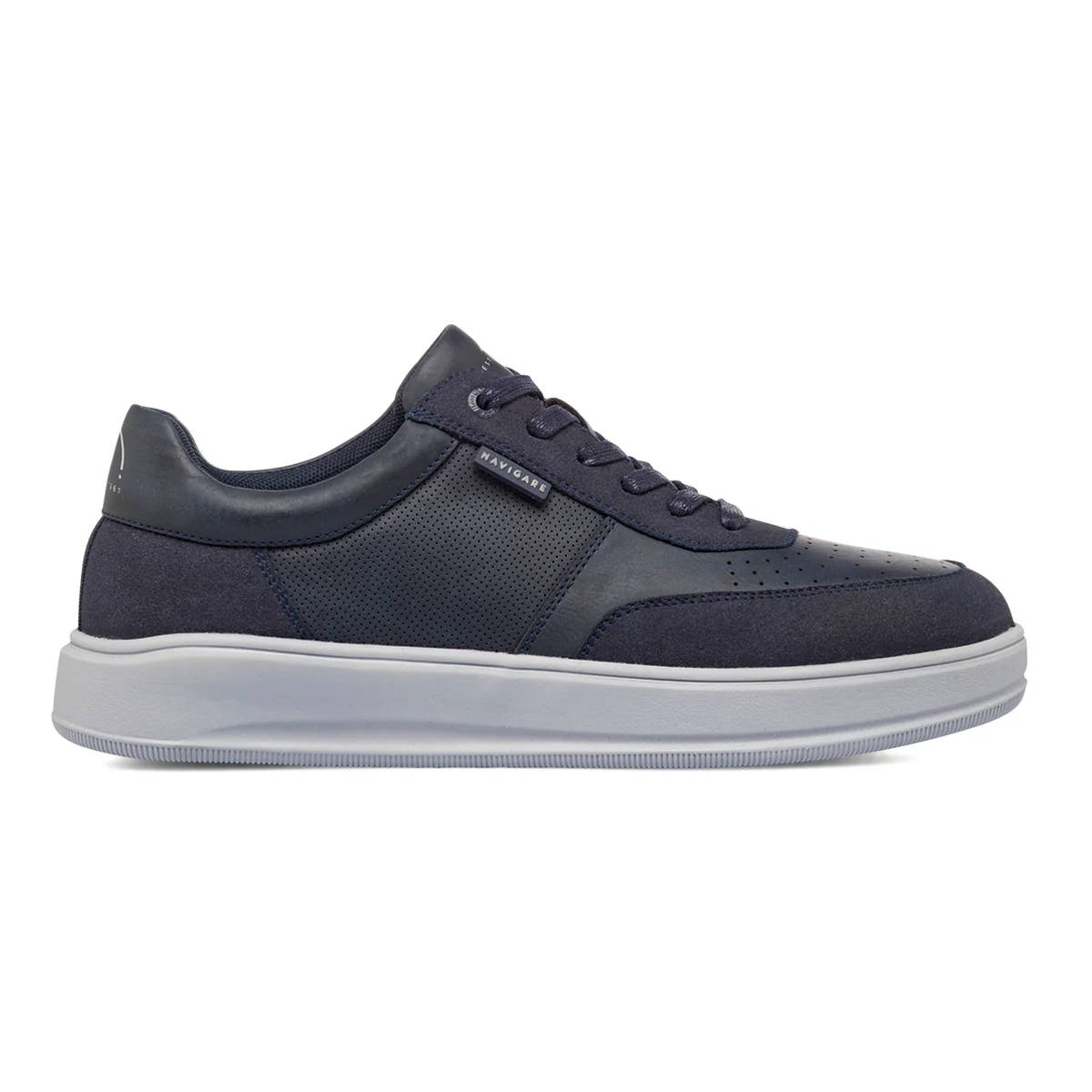 Sneakers blu da Uomo con dettaglio traspirante sulla tomaia Navigare