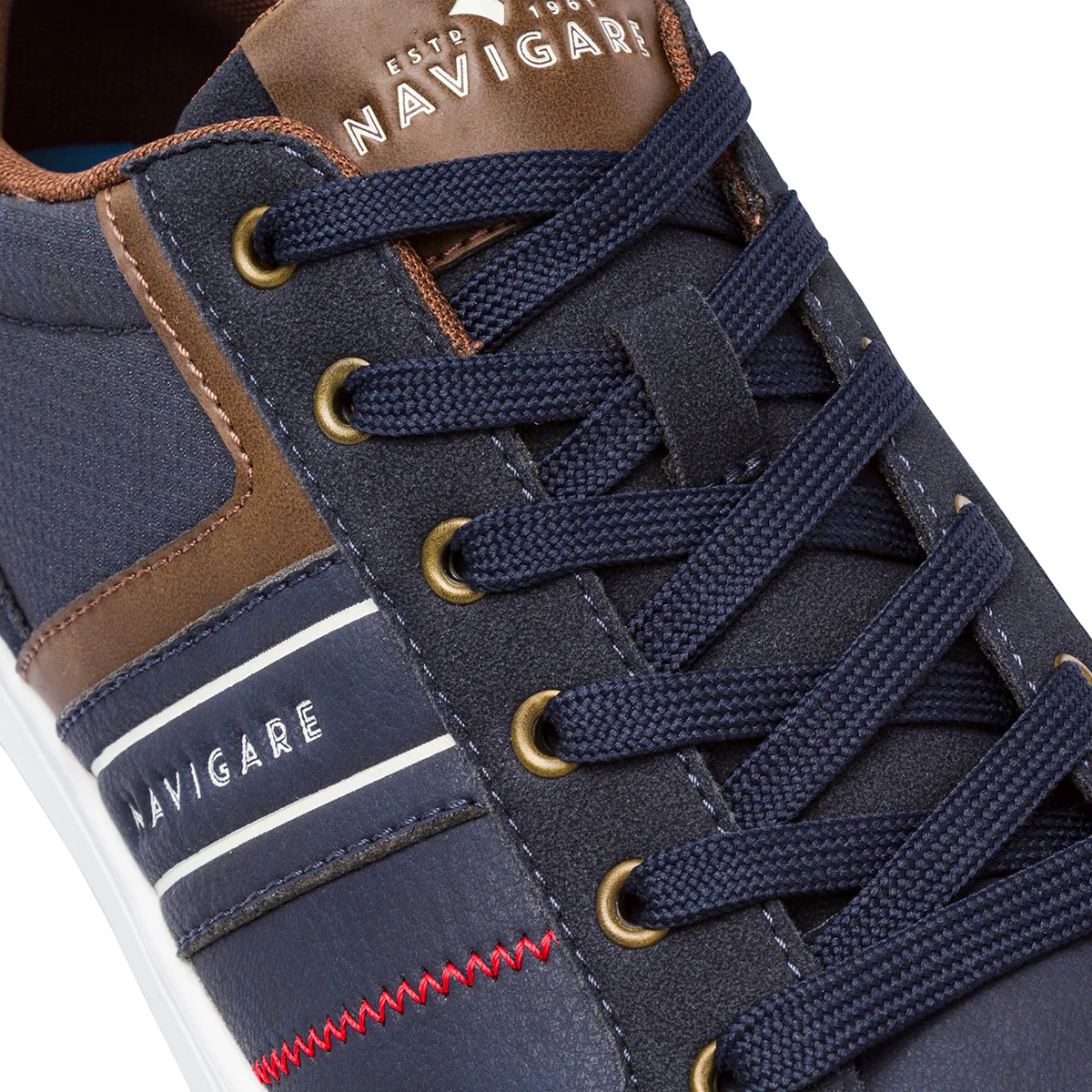 Sneakers blu da Uomo con inserti in contrasto Navigare - Image 4