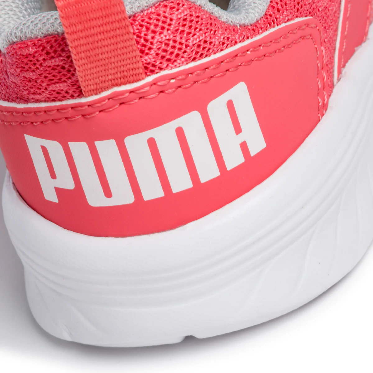 Sneakers corallo in tessuto con logo a contrasto Puma Comet V Inf - Image 7