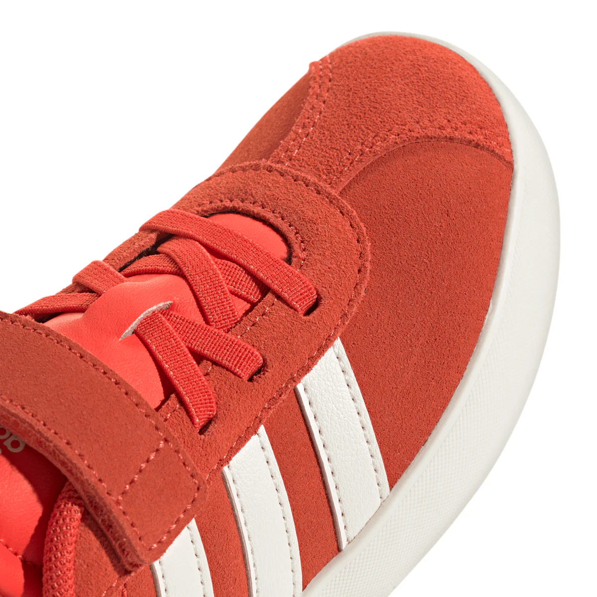 Sneakers da bambino rosse effetto scamosciato adidas VL Court 3.0 - Image 4