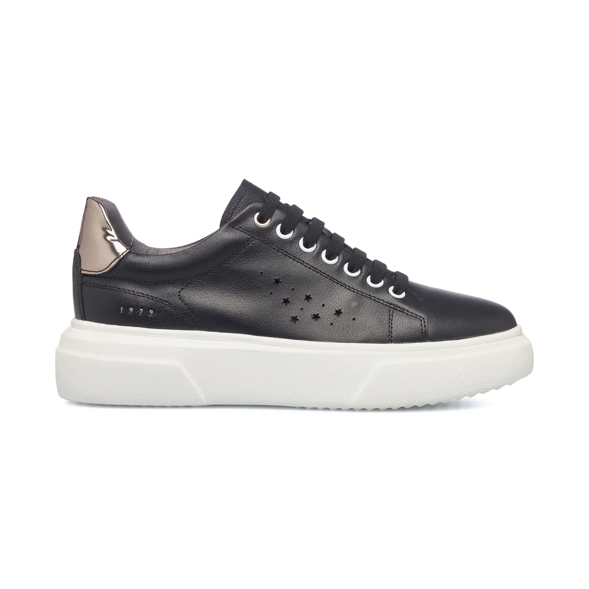 Sneakers da donna nere in pelle con dettagli traforati Lumberjack Leah