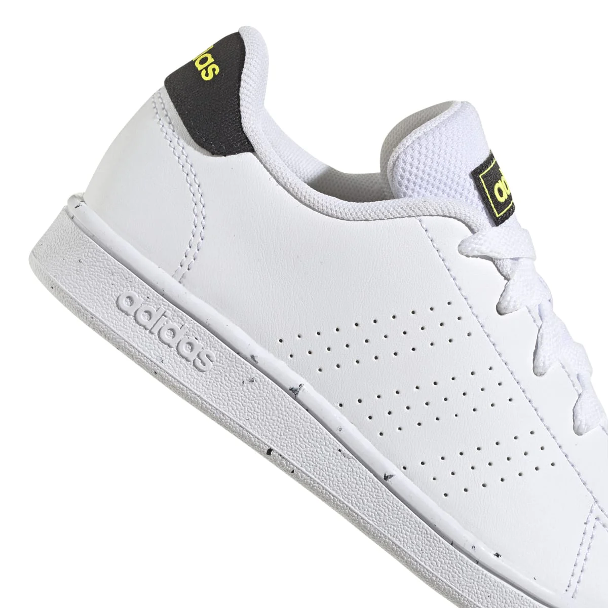 Sneakers da ragazzo bianche con strisce traforate adidas Advantage K - Image 14