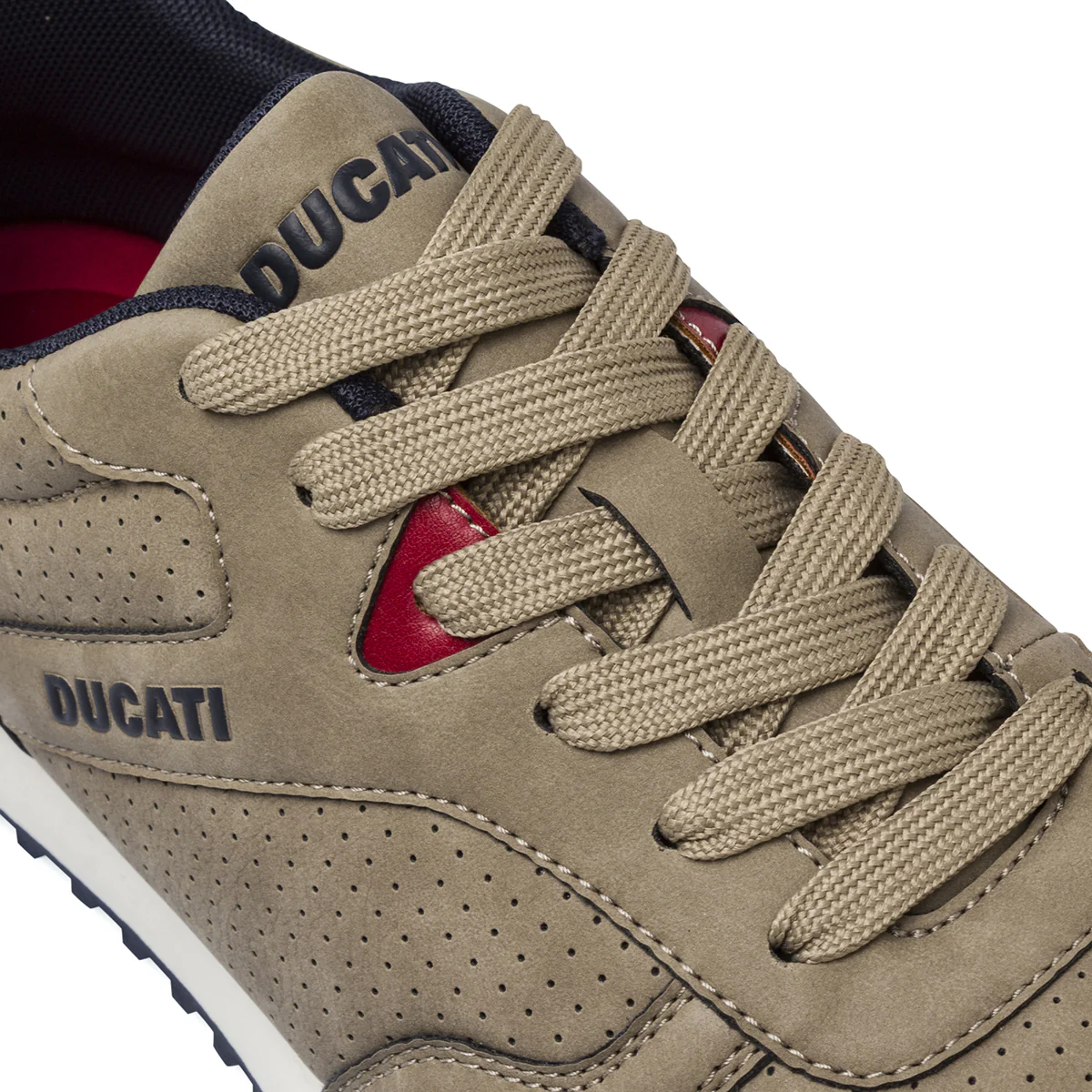 Sneakers da uomo beige Ducati con dettagli rossi e micro-perforazioni - Image 4