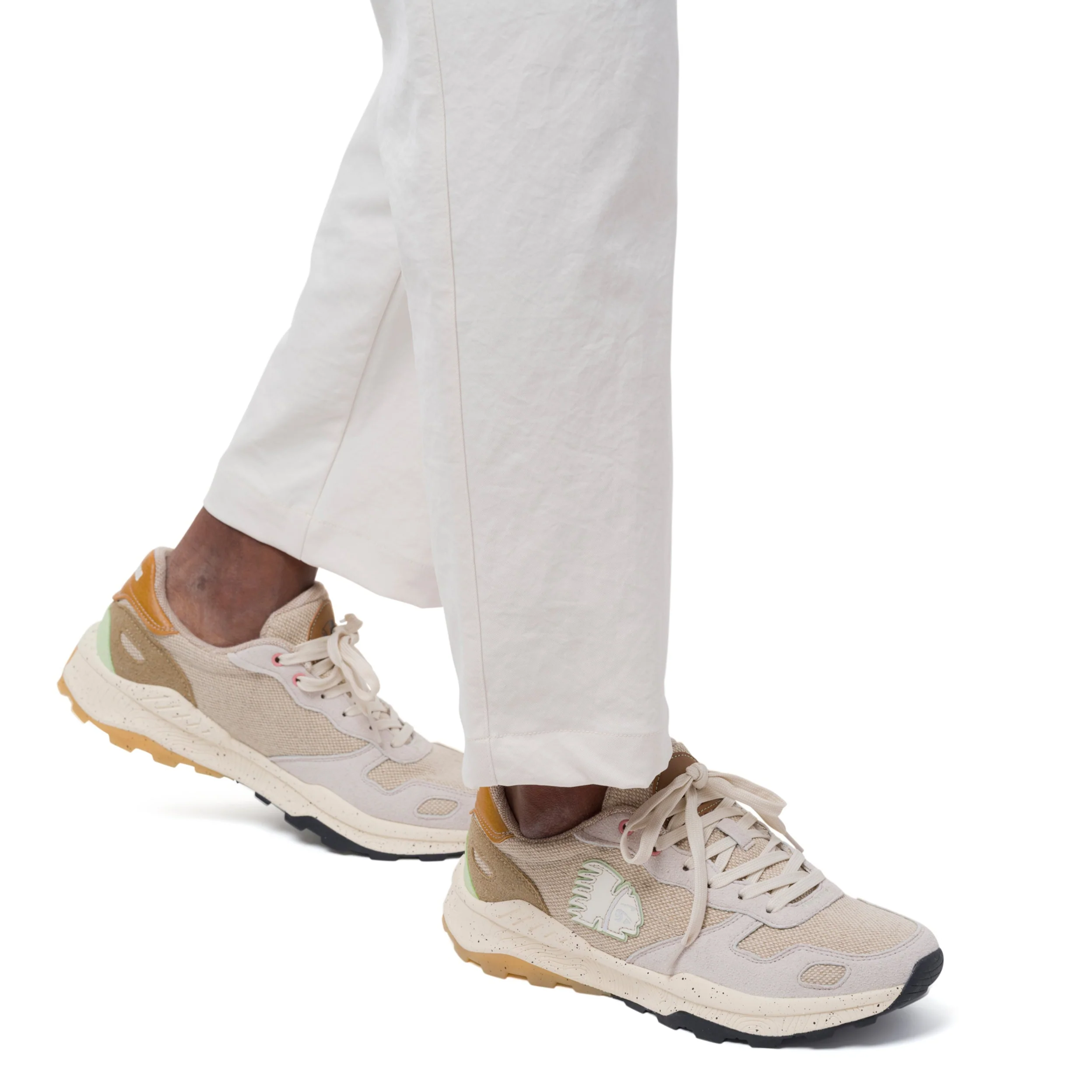 Sneakers da uomo bianche in suede con dettagli in contrasto Americanino