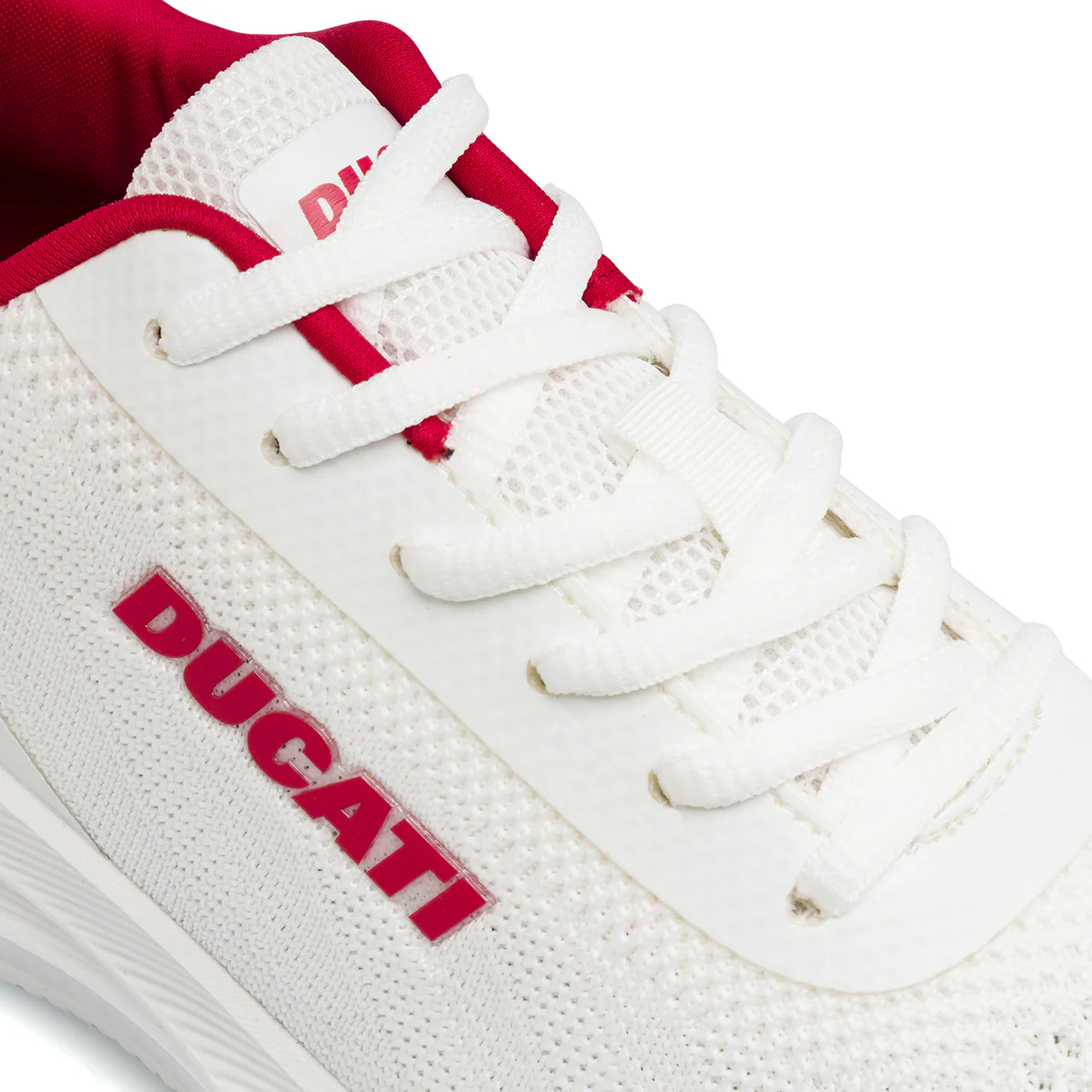 Sneakers da Uomo bianche in tessuto mesh con dettagli rossi Ducati - Image 4