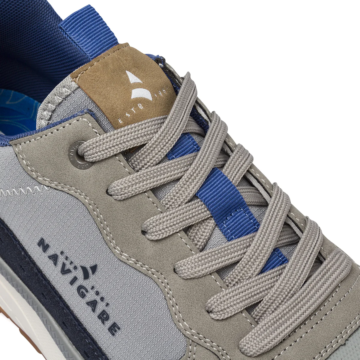 Sneakers da uomo grigie con dettagli blu e beige Navigare - Image 4