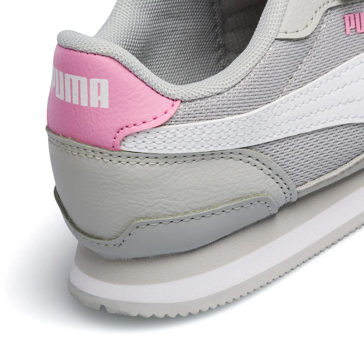 Sneakers grigie da bambina con dettagli rosa Puma ST Runner v3 Mesh V Inf - Image 14