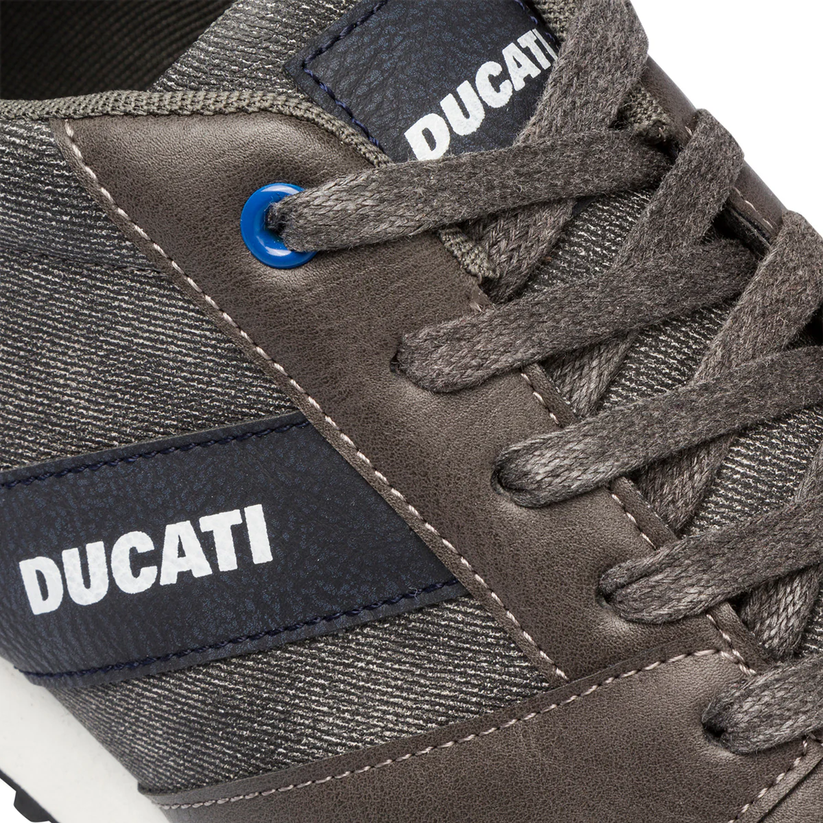 Sneakers grigie da uomo con logo laterale Ducati - Image 6