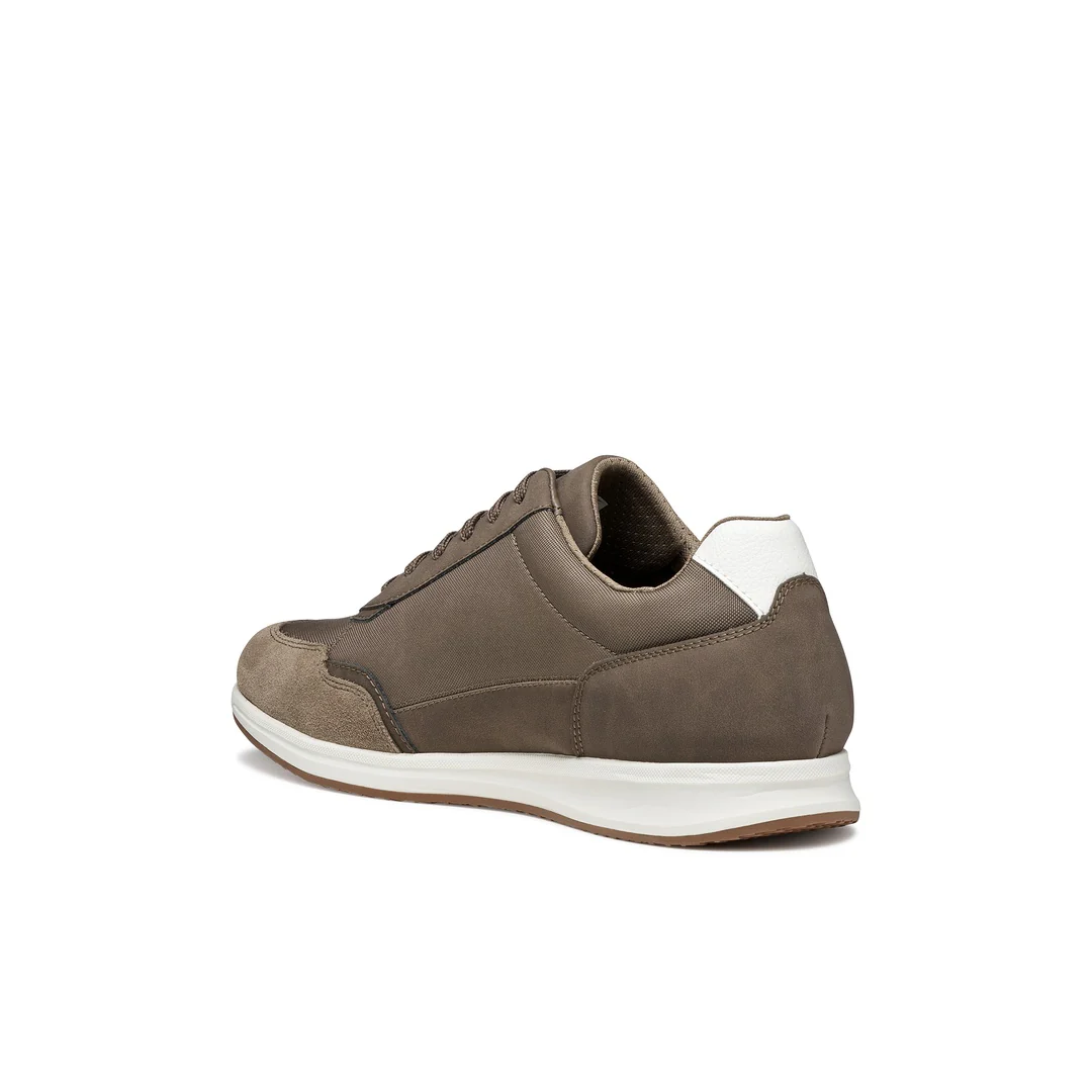 Sneakers grigie Uomo con inserti effetto scamosciato Geox - Image 3