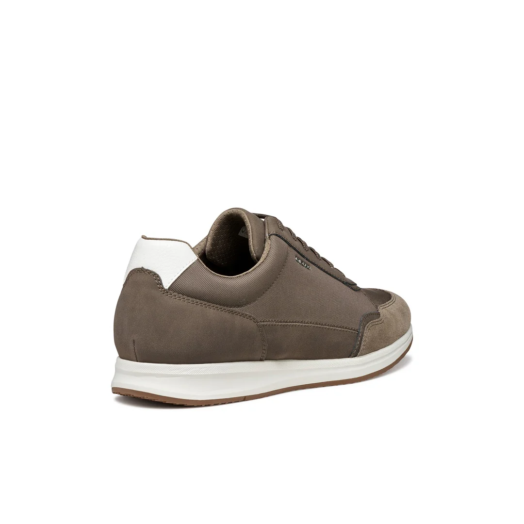 Sneakers grigie Uomo con inserti effetto scamosciato Geox - Image 4